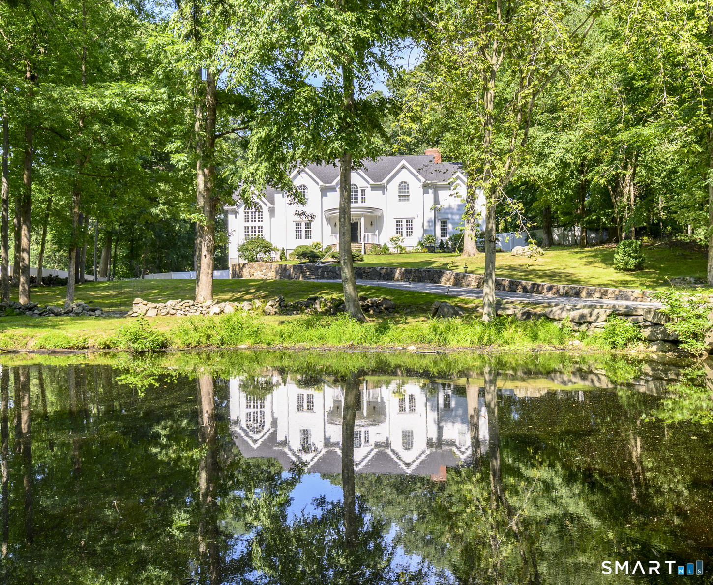 333 Rock Rimmon Road, Stamford, Connecticut photo 3