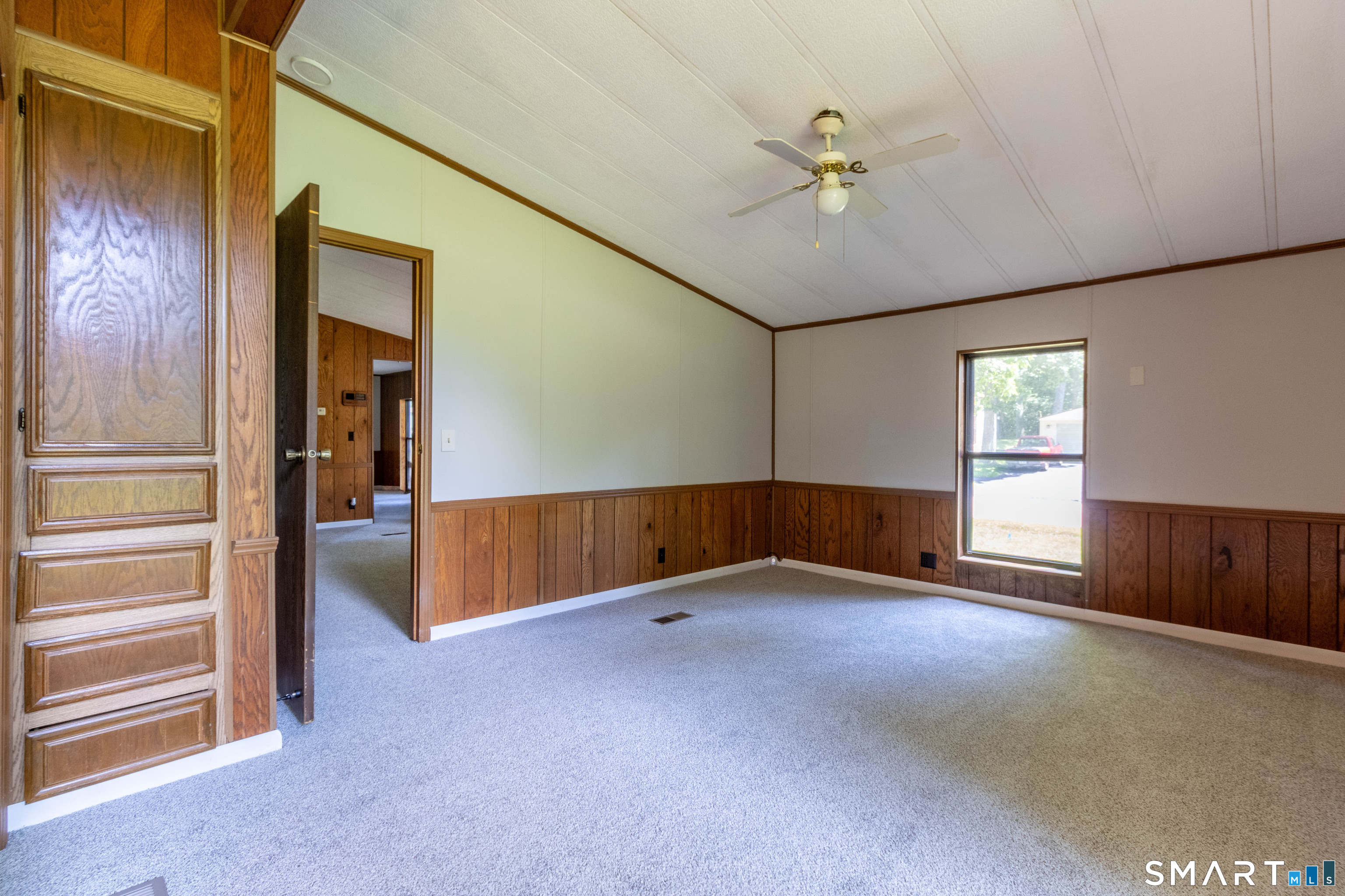 65 Colchester Commons photo 19