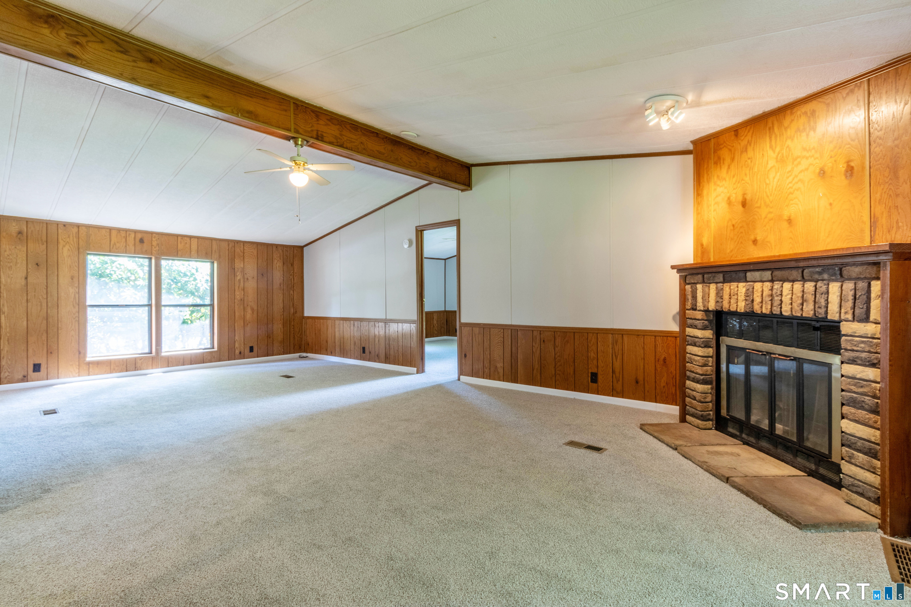 65 Colchester Commons photo 10
