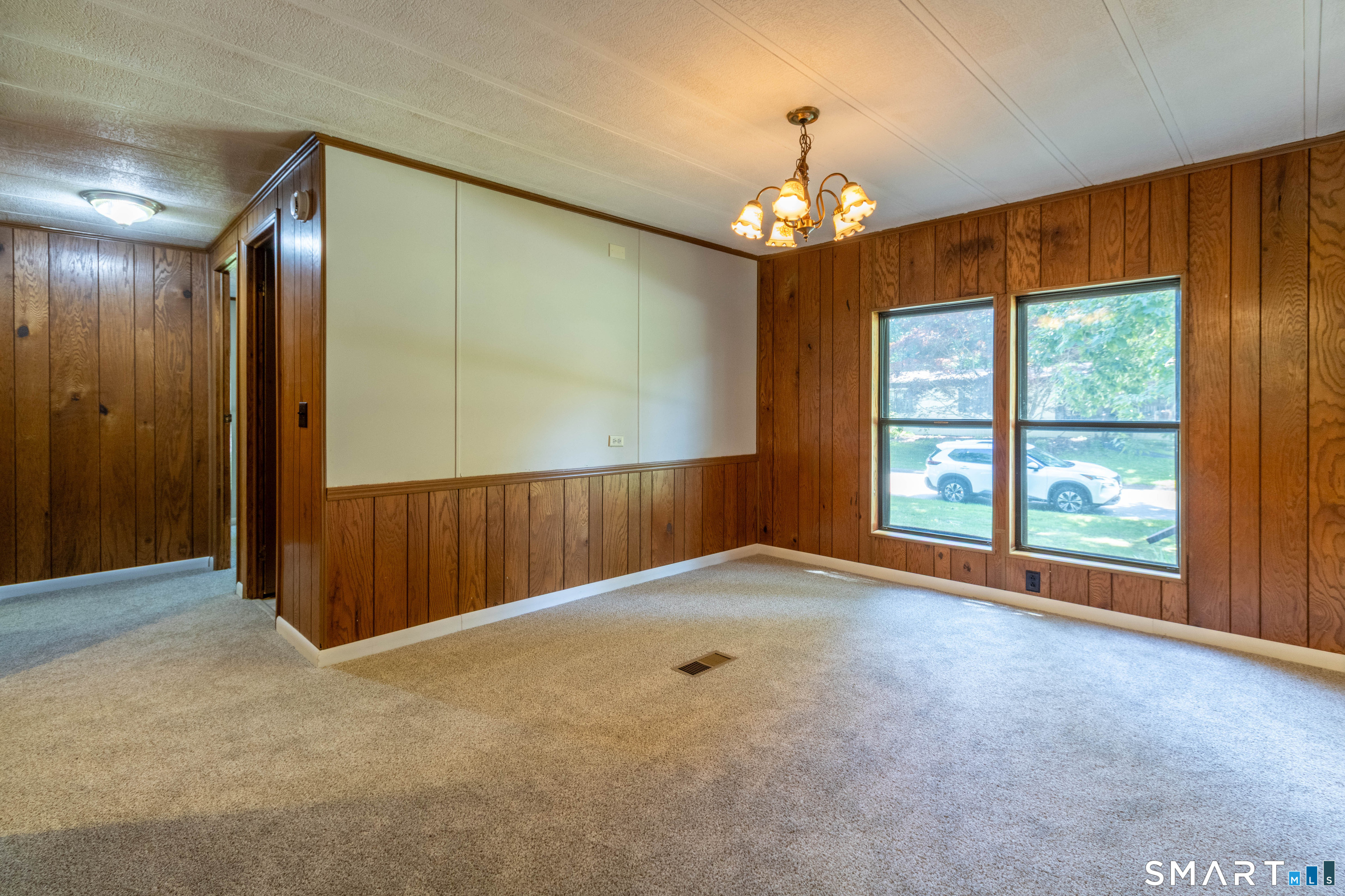 65 Colchester Commons photo 16