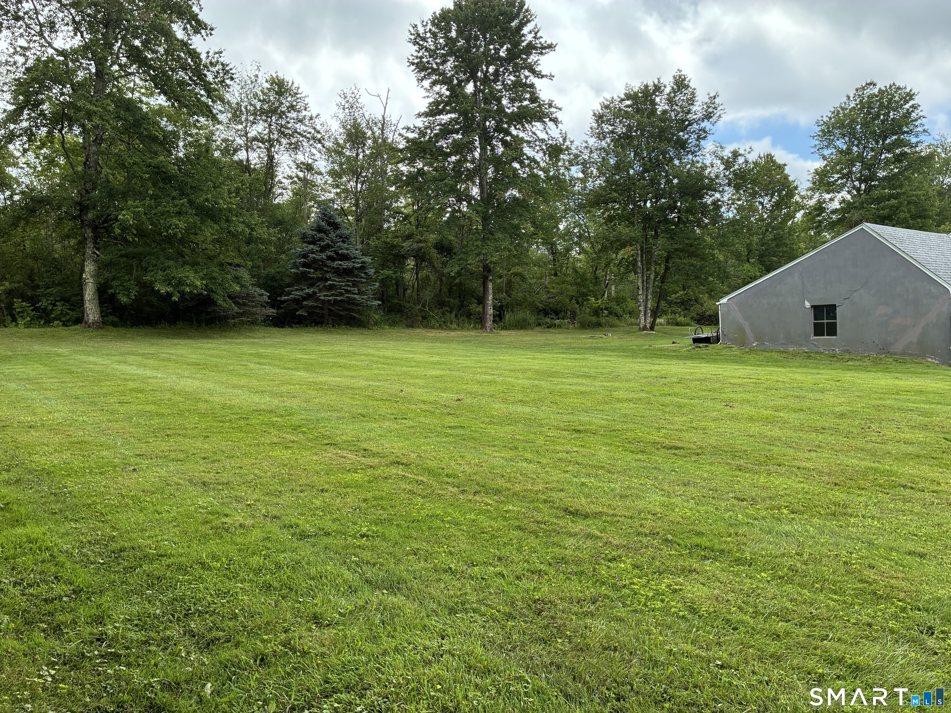 366 Torrington Road photo 22