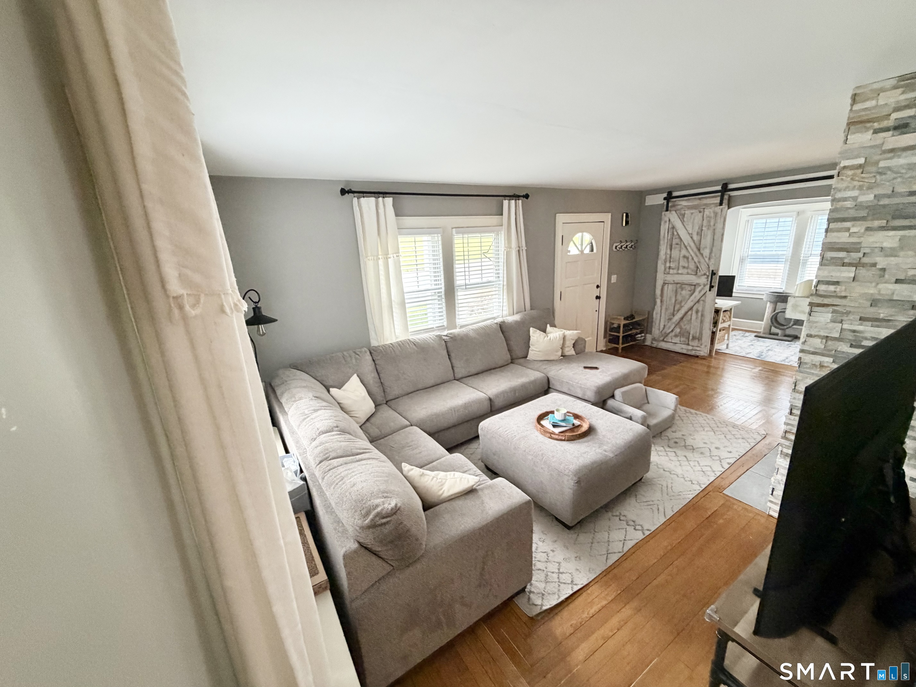 89 Shelton Avenue photo 8
