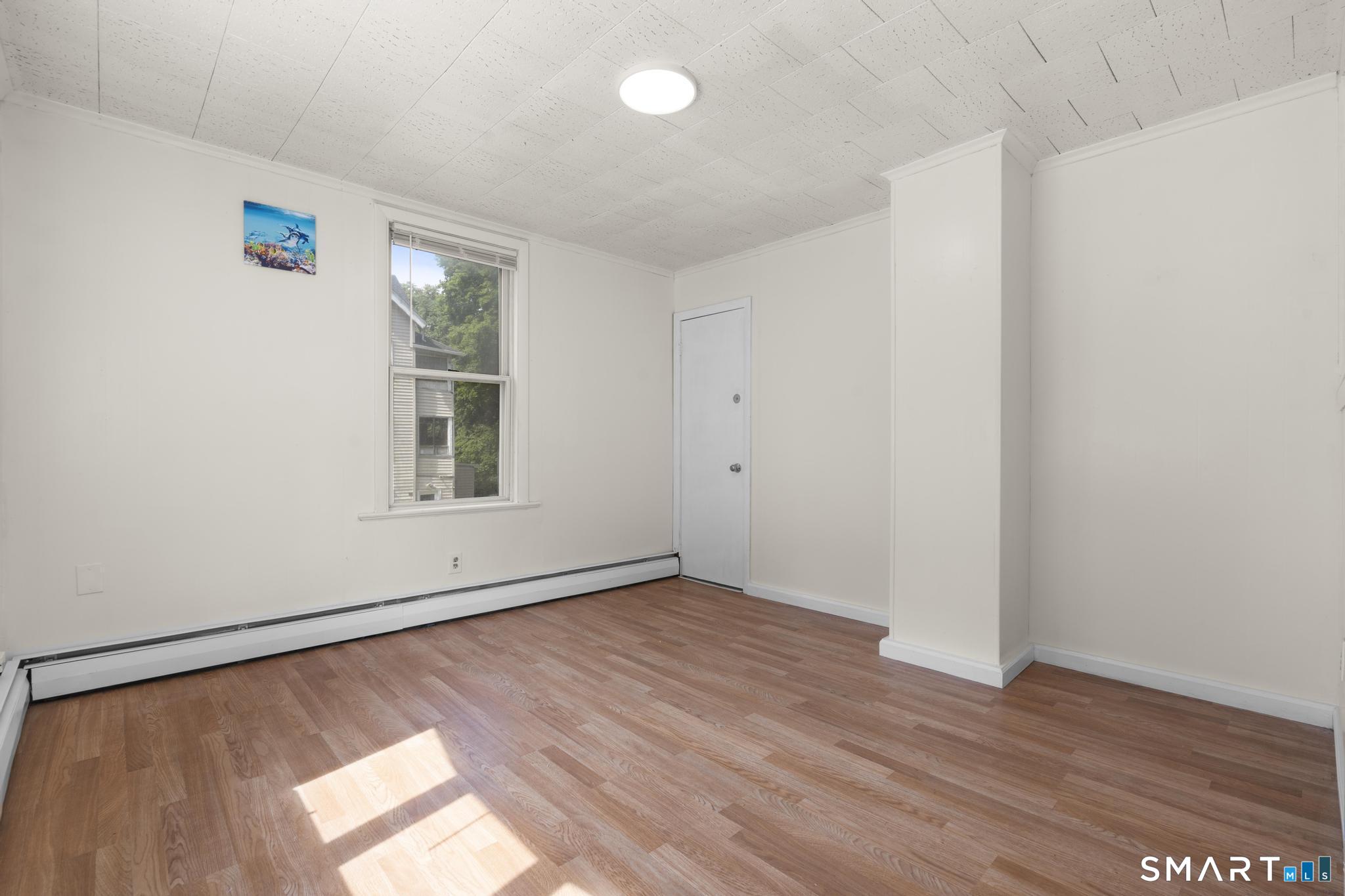 52 Alder Street photo 10