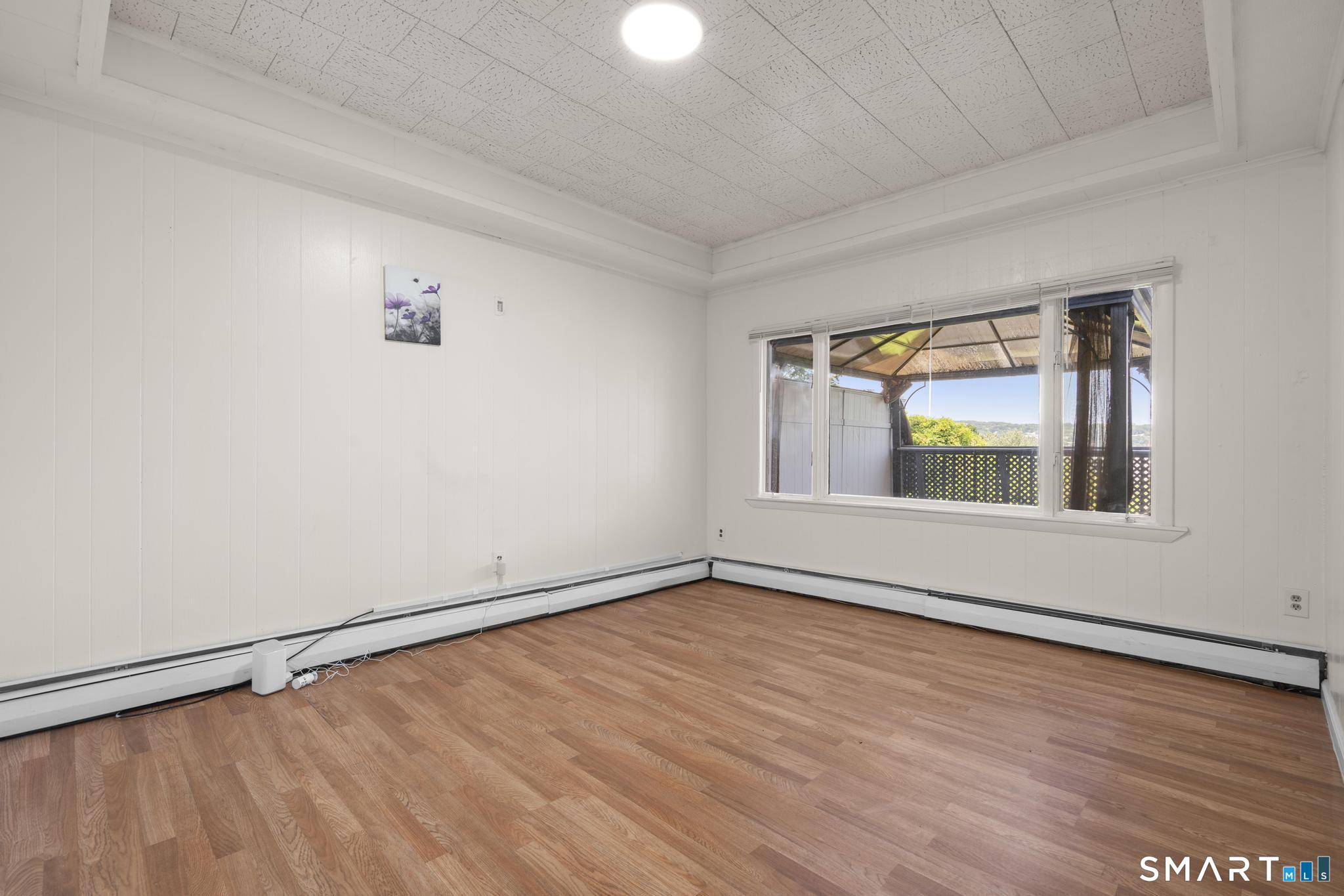 52 Alder Street photo 12