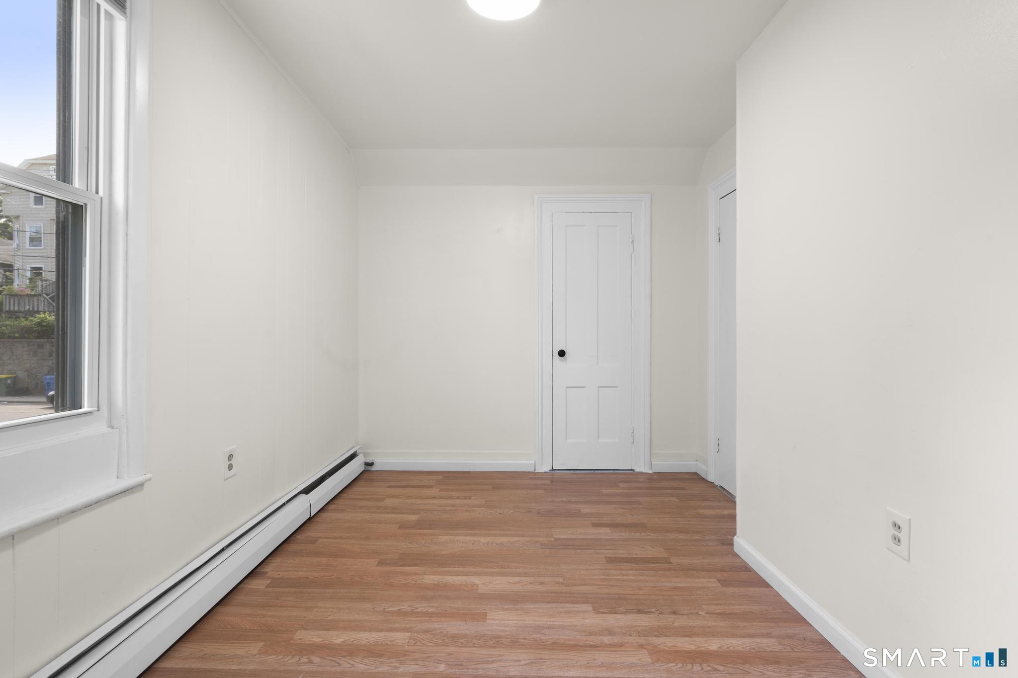 52 Alder Street photo 18