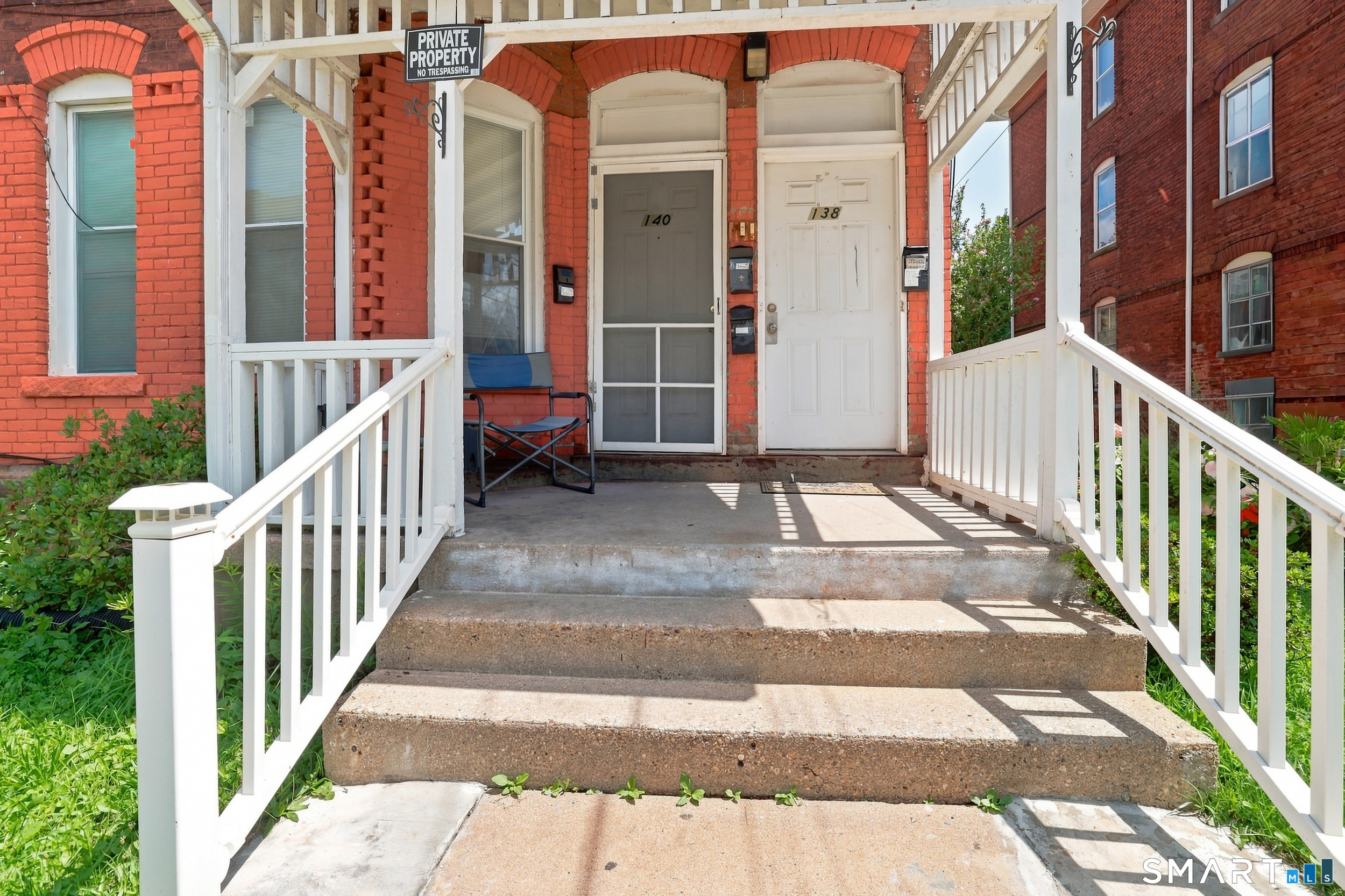138-140 Putnam Street photo 2