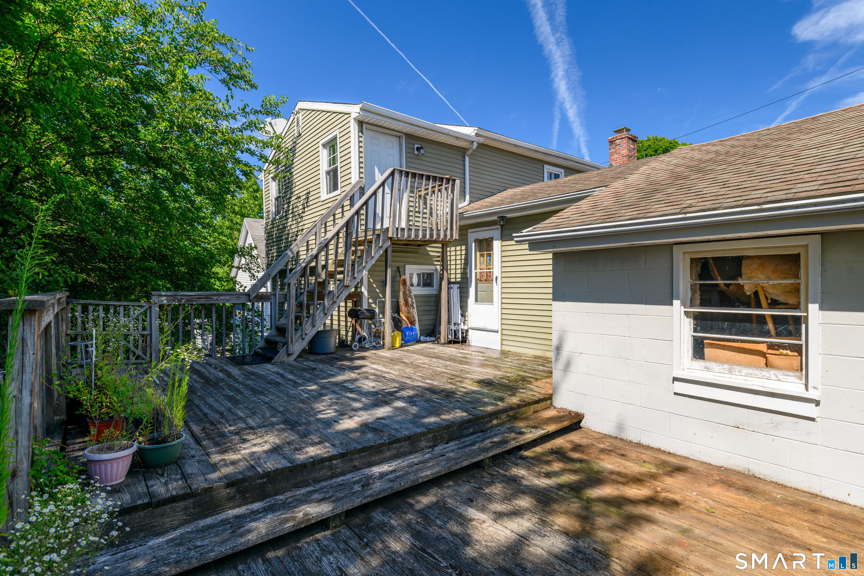 33rd image of 8 Davis St, Danbury, CT 06810 | MLS# 24195788