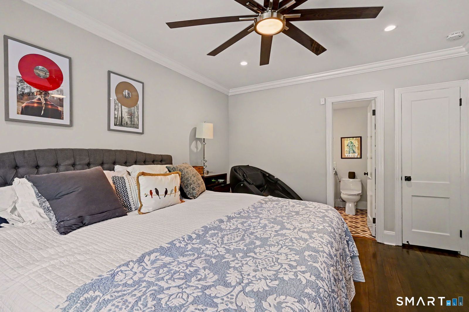 49 Newtown Avenue photo 24
