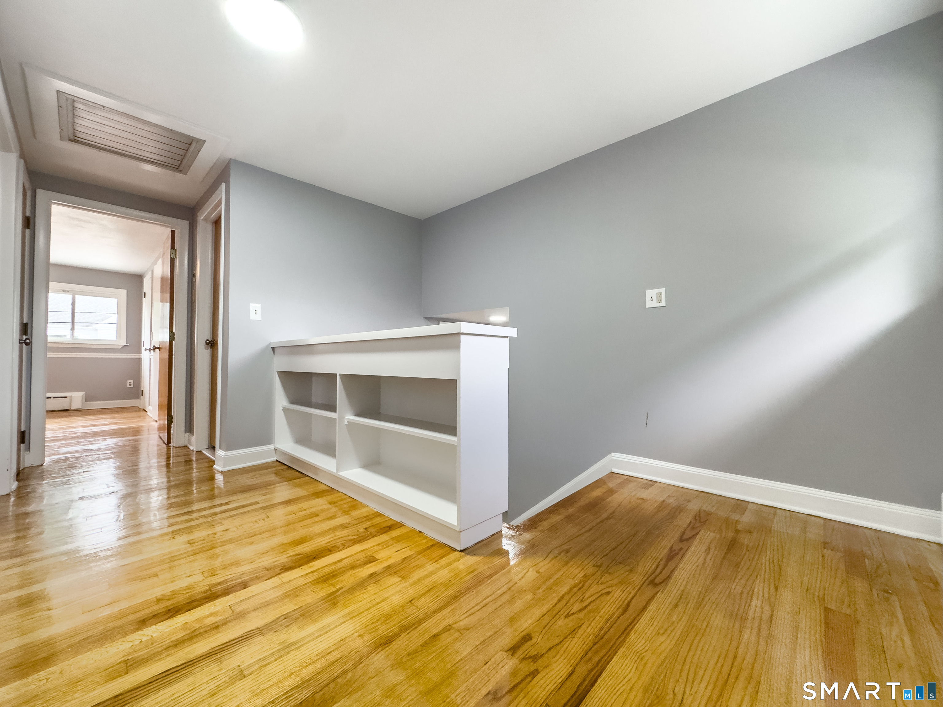 81 Esther Avenue photo 18
