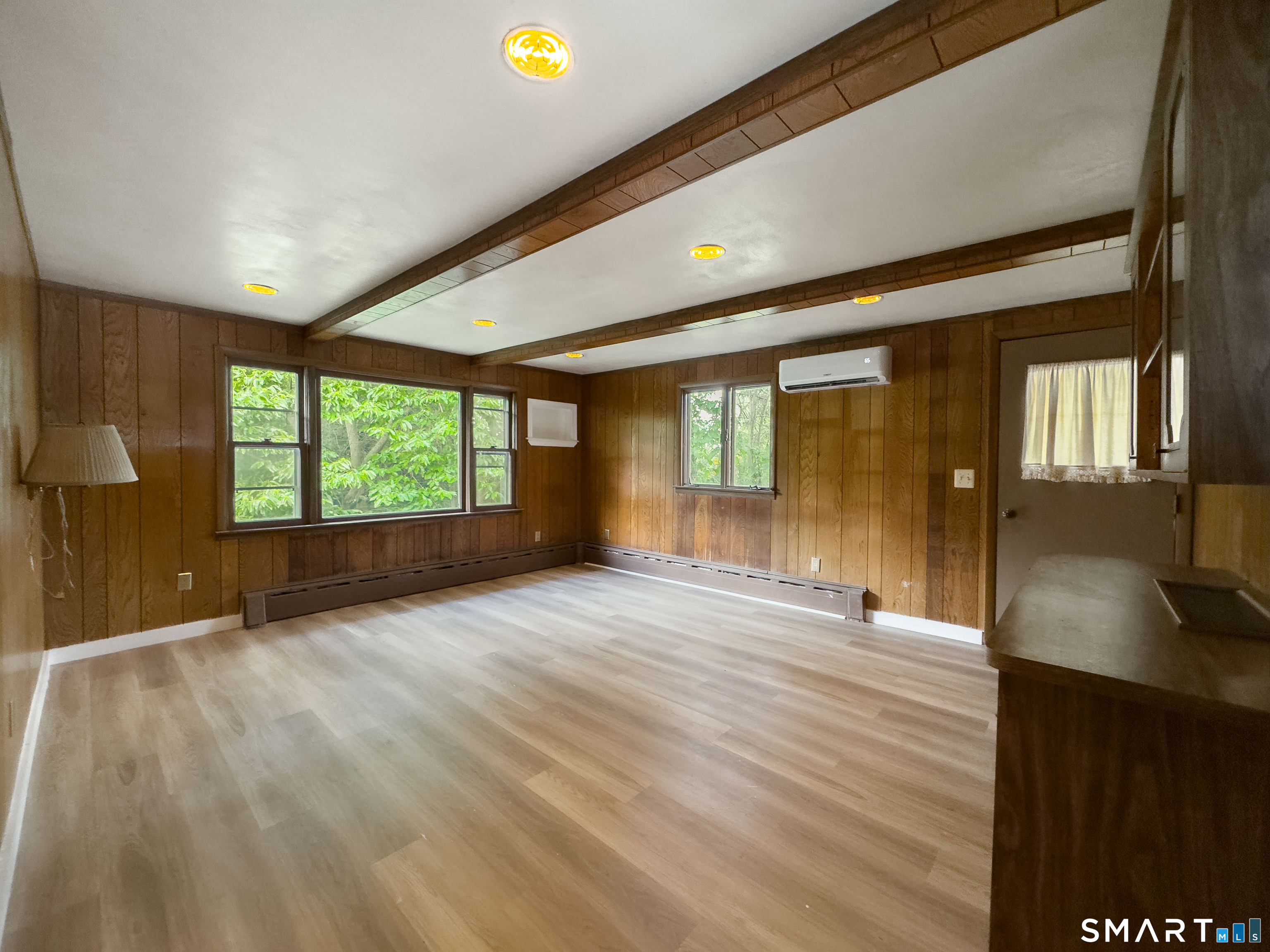 81 Esther Avenue photo 21