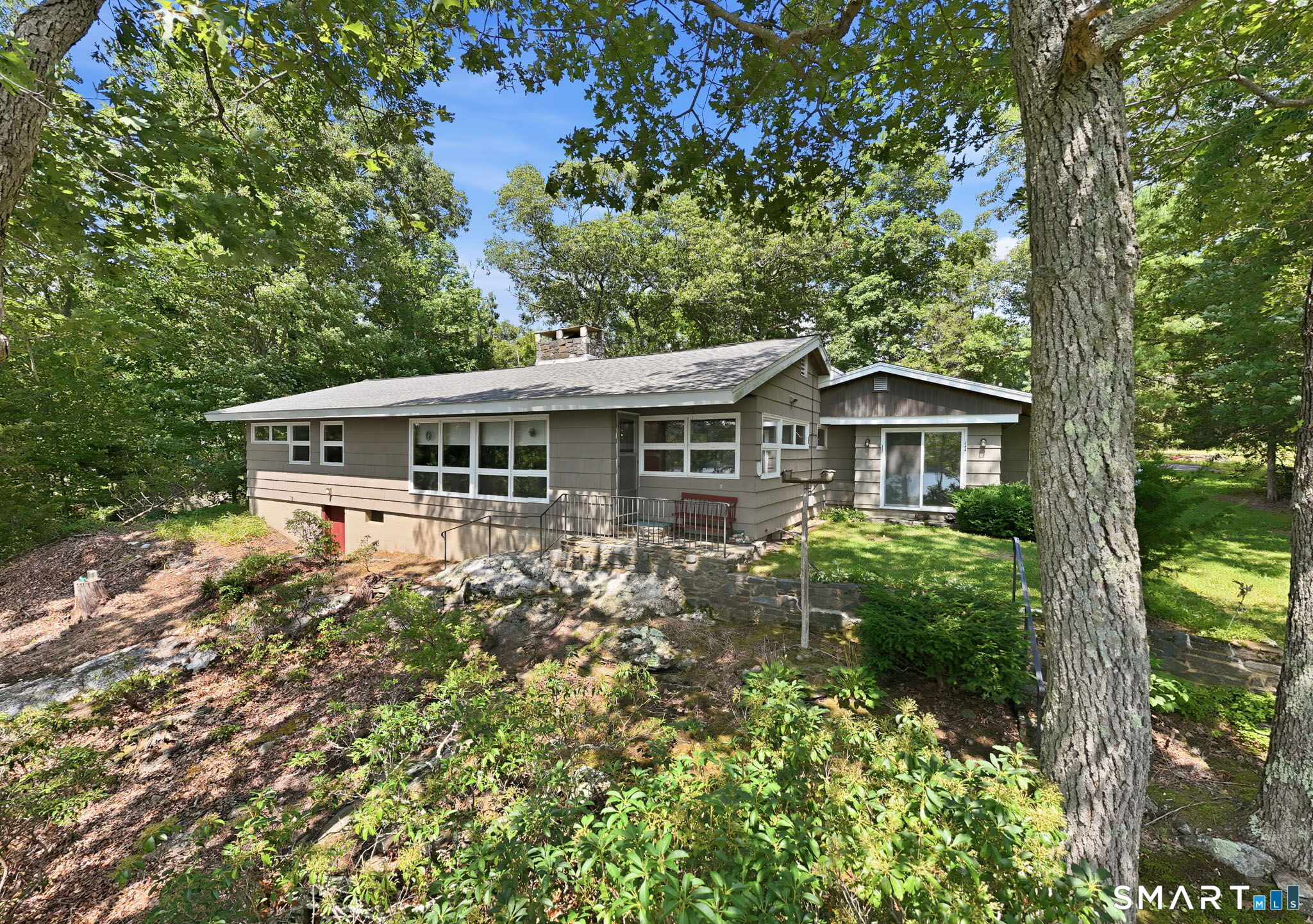 21 Hickory Lane photo 8
