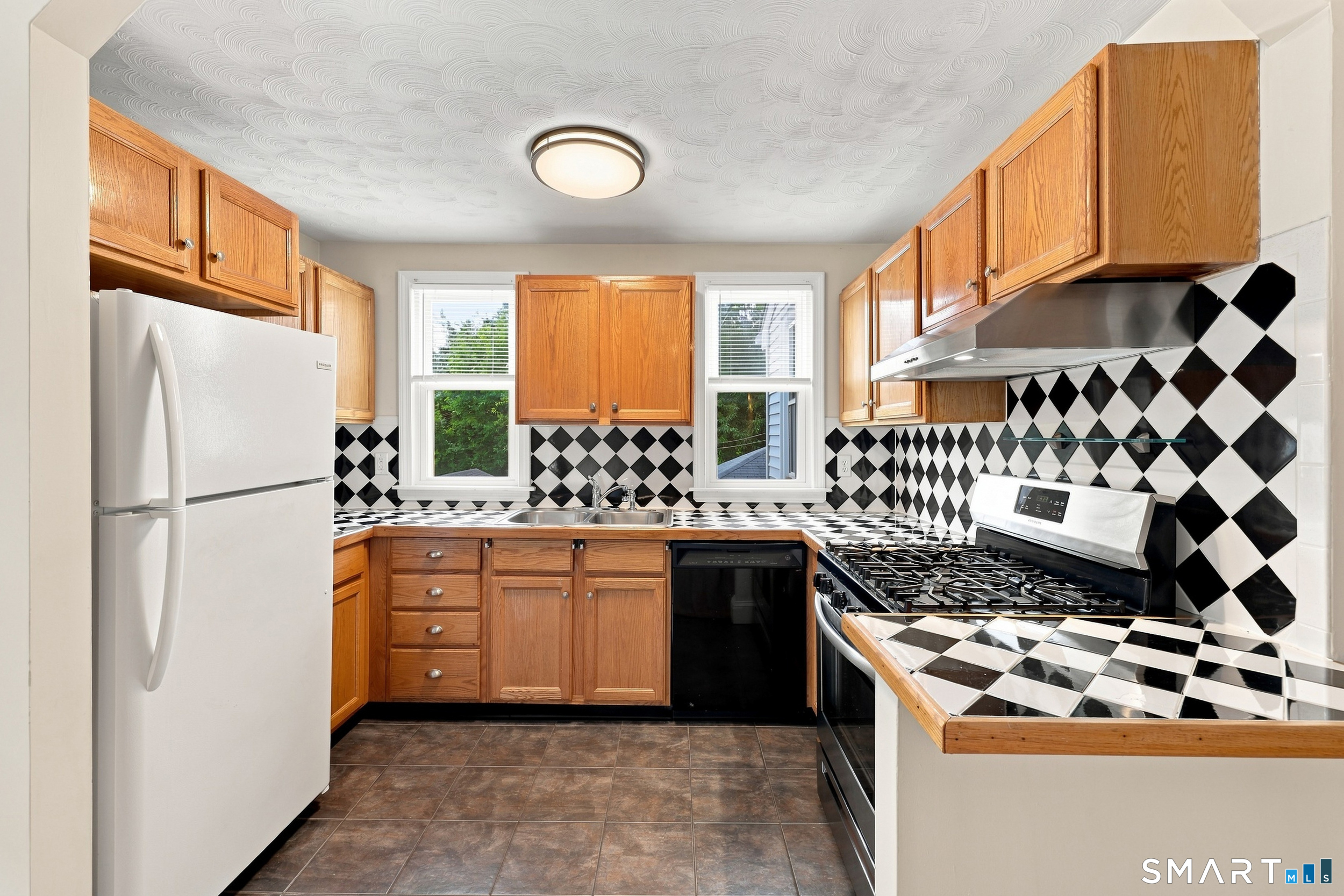 126 Booth Street Unit #2 photo 10