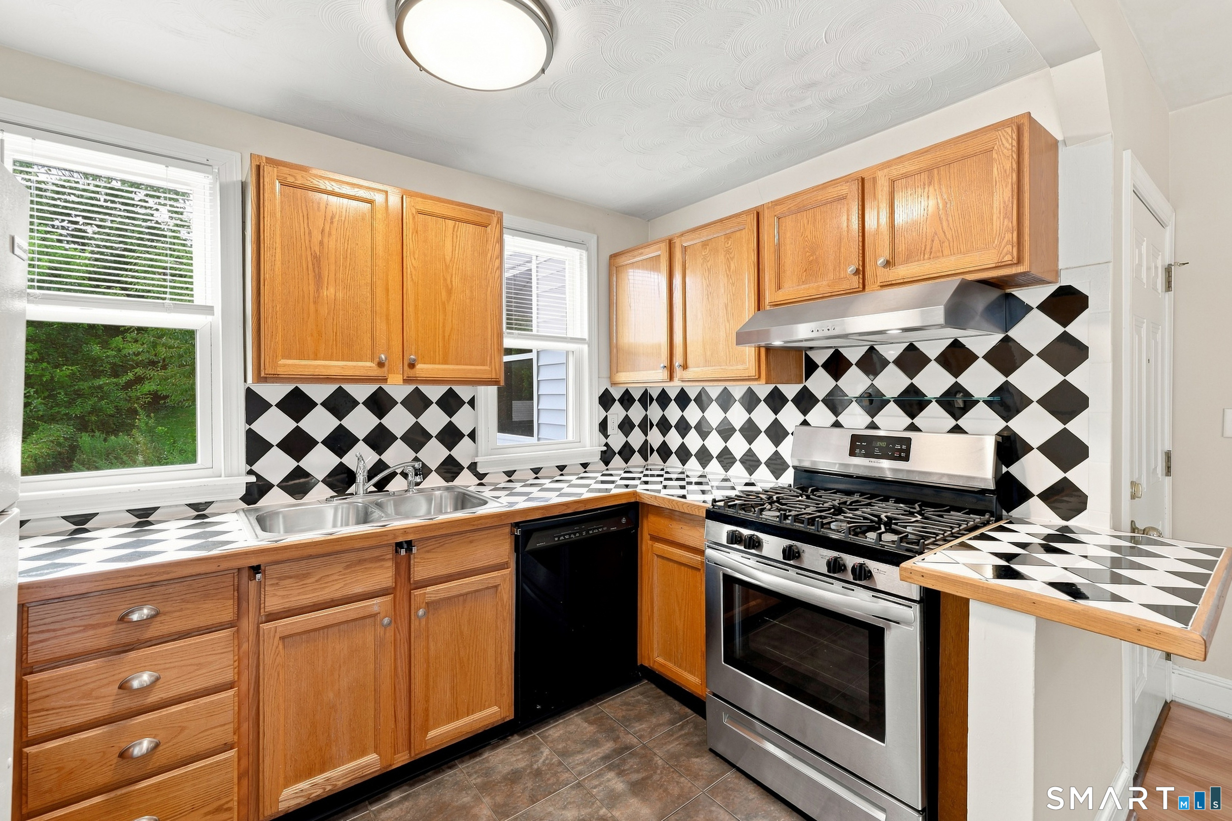 126 Booth Street Unit #2 photo 11