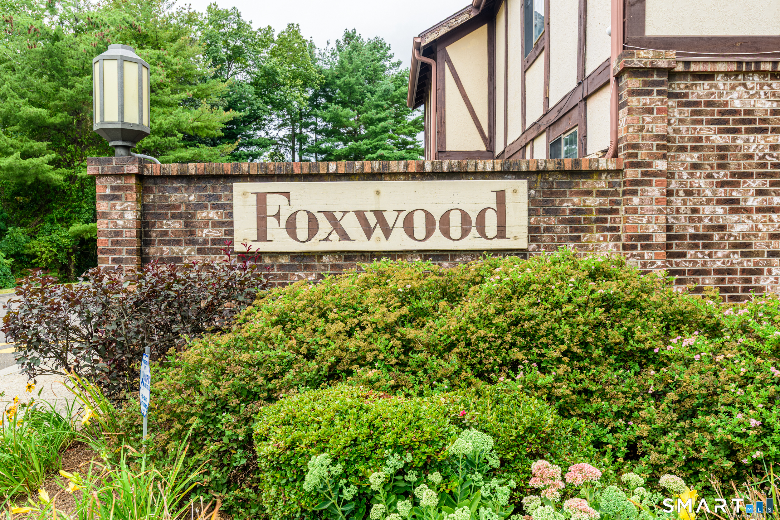 215 Foxwood Lane  Unit #215