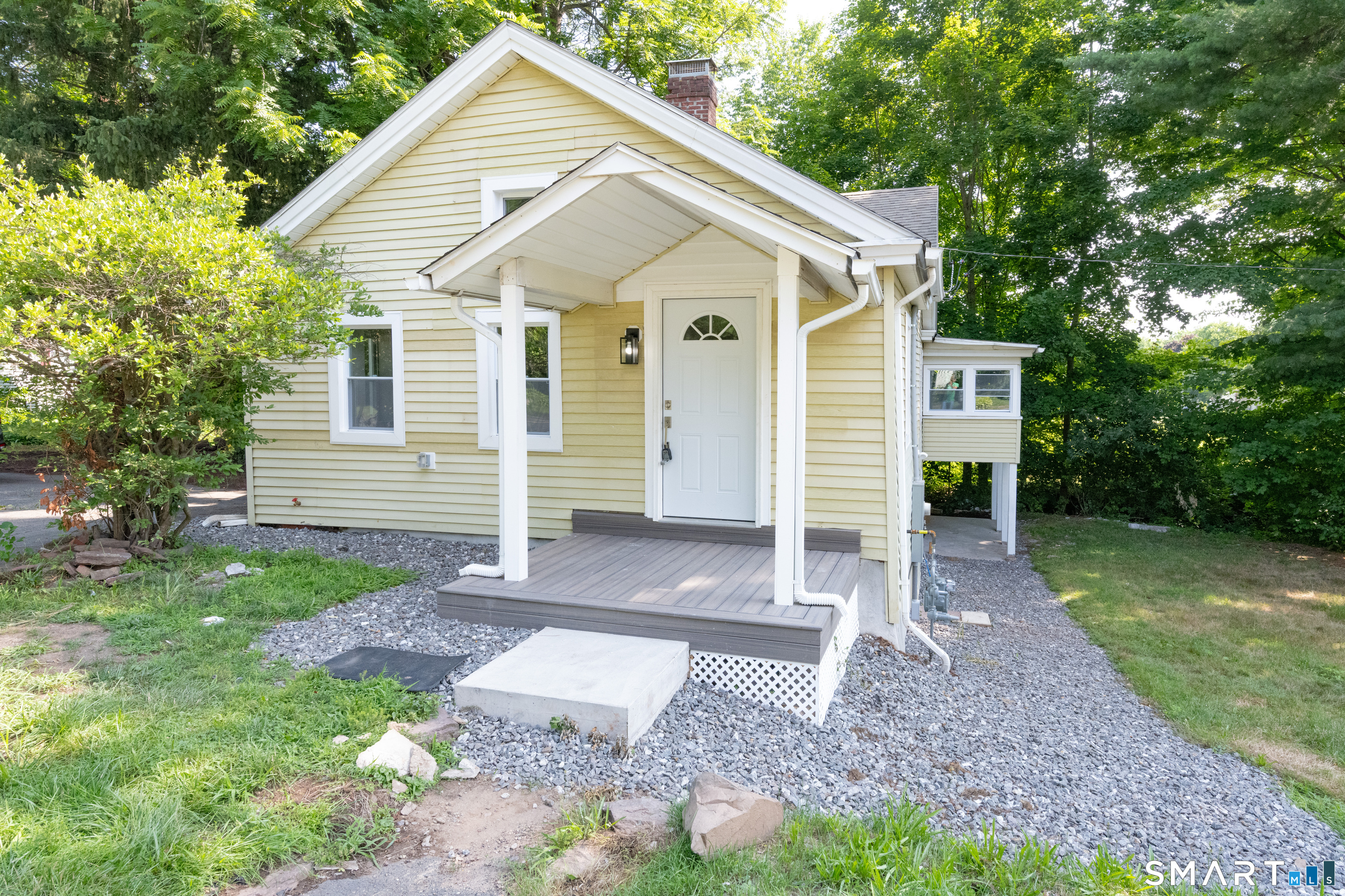 1178 Poquonock Avenue photo 2