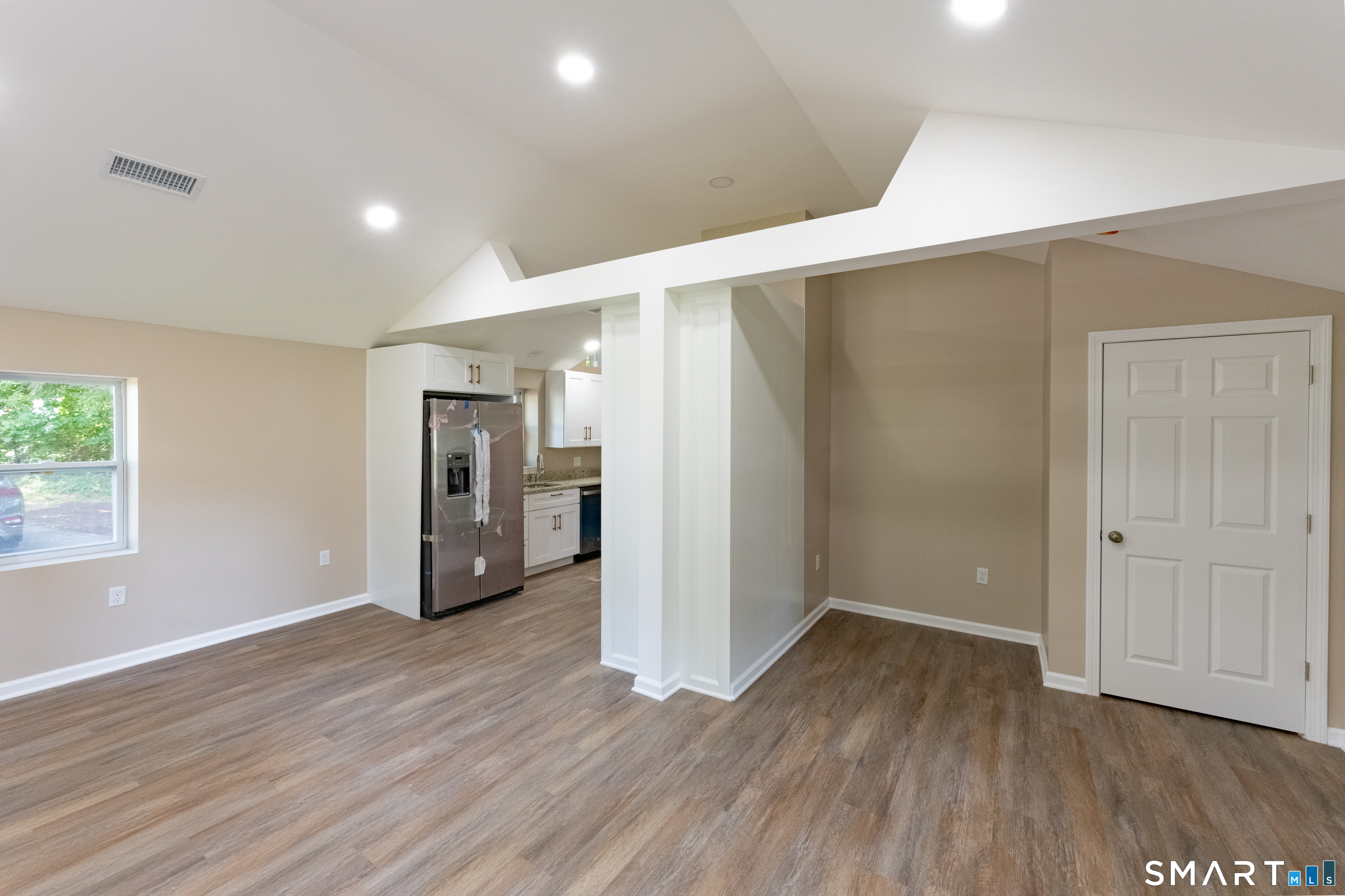 1178 Poquonock Avenue photo 5