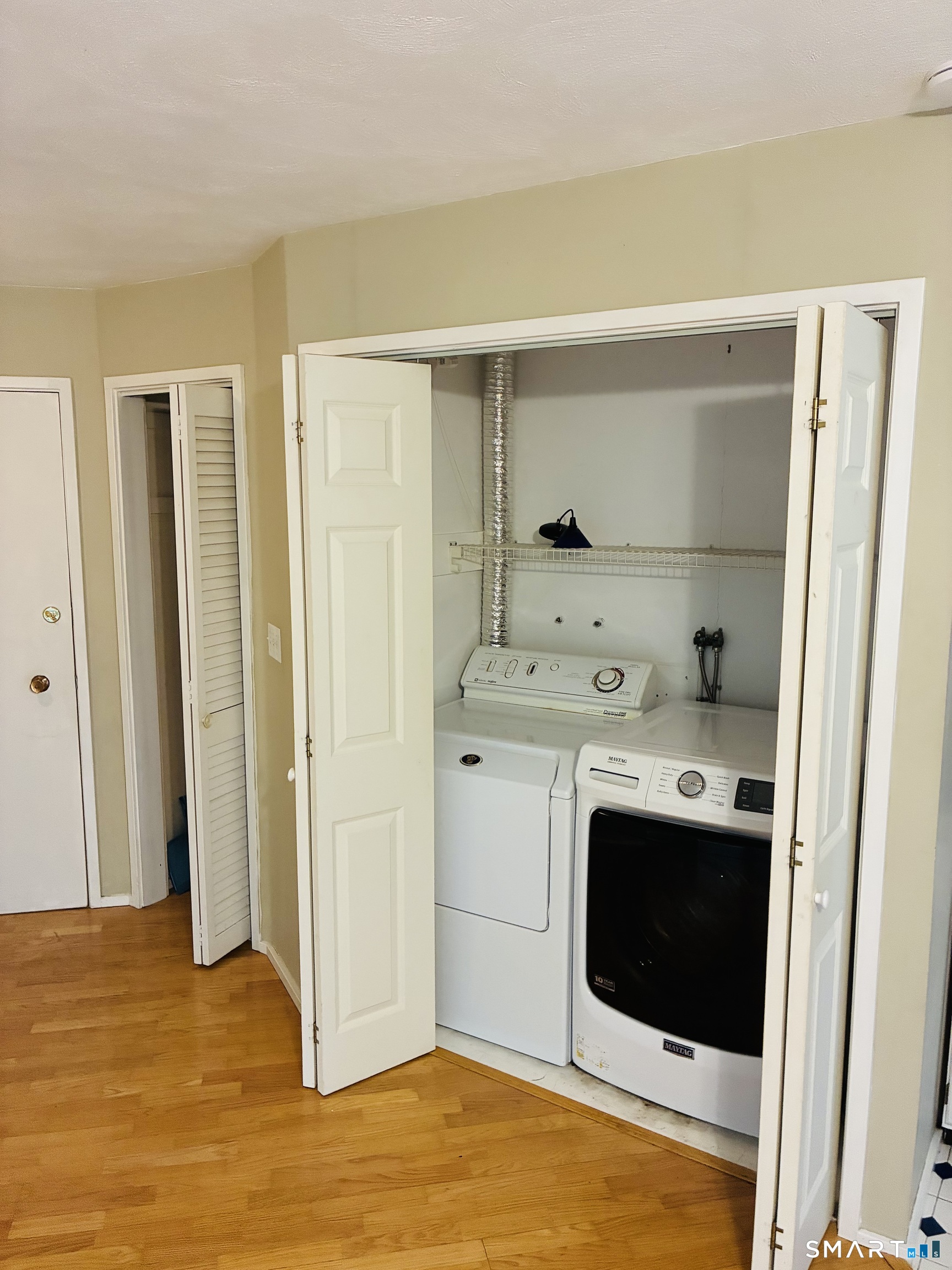 85 River Road  Unit #E8 photo 11