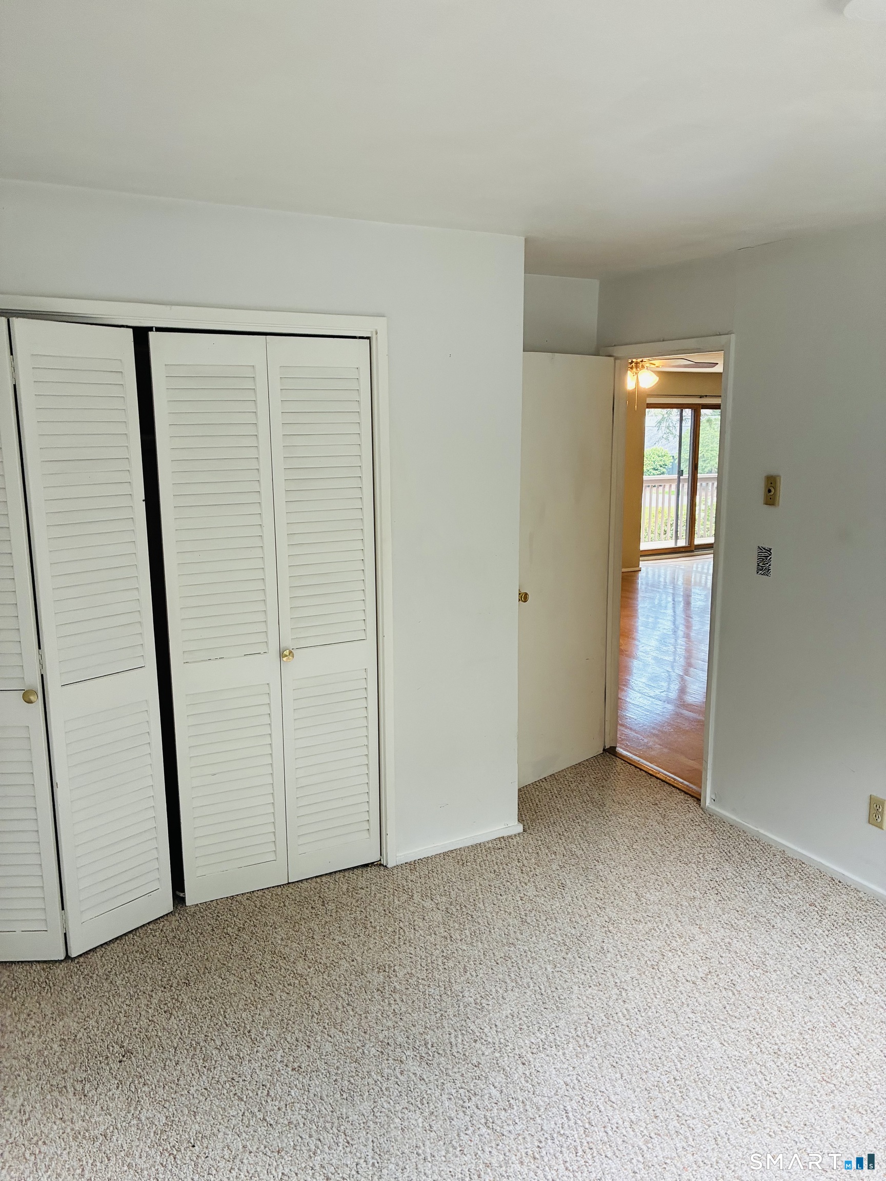 85 River Road  Unit #E8 photo 17