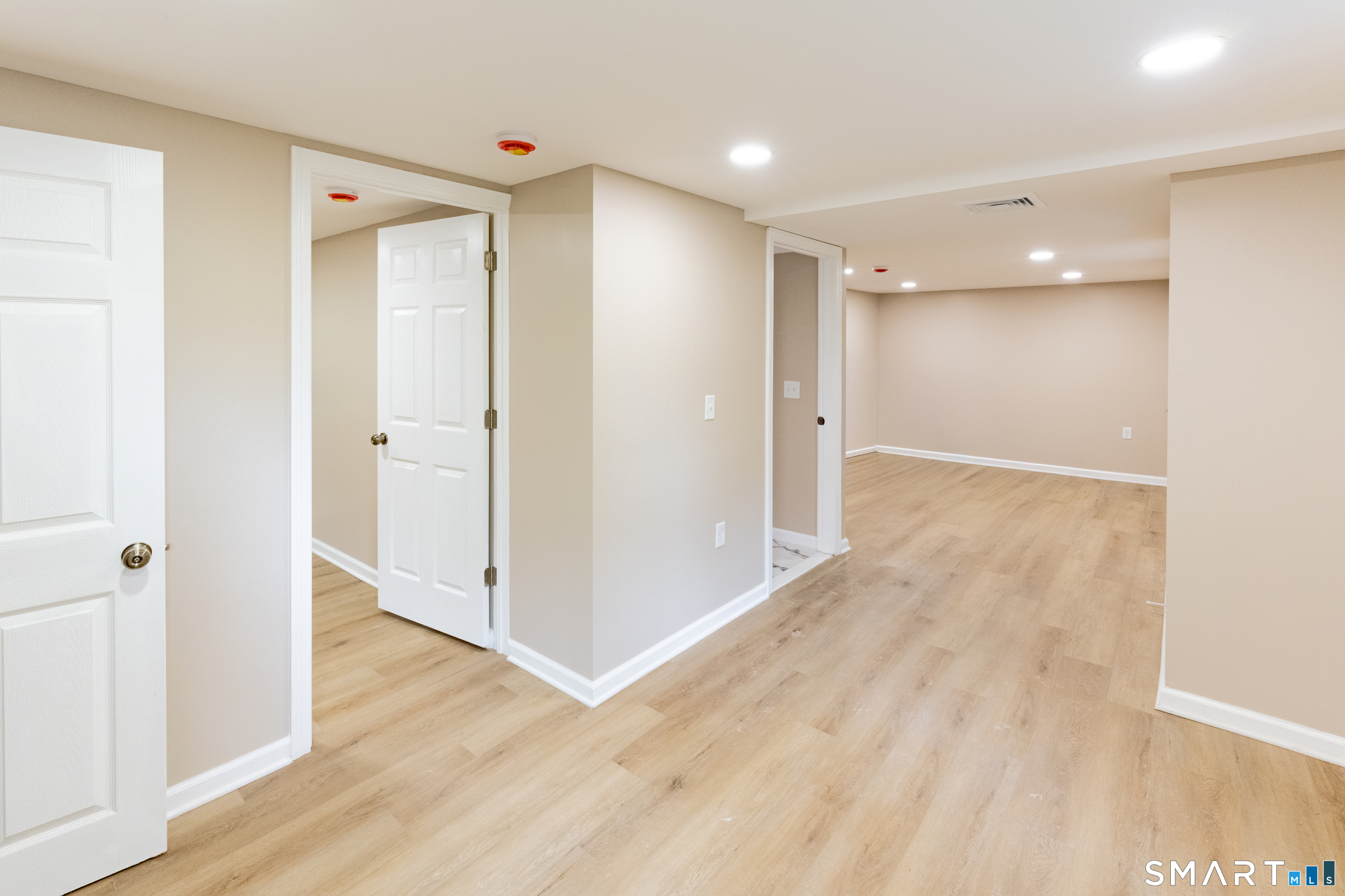 1178 Poquonock Avenue photo 25