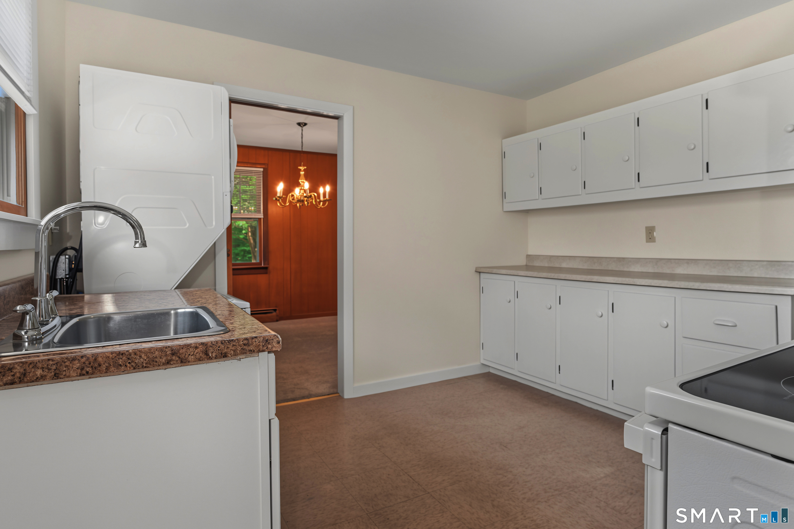 37 Beach Avenue photo 8