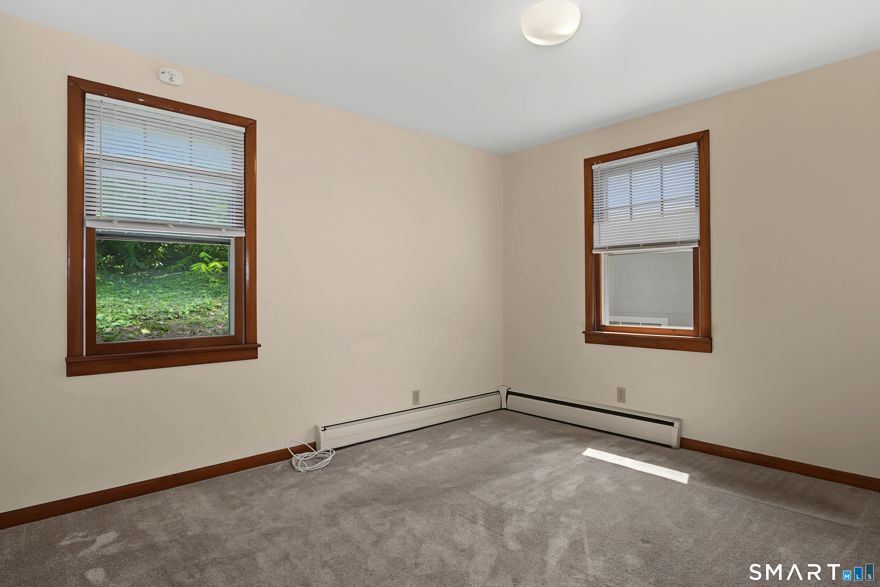 37 Beach Avenue photo 15