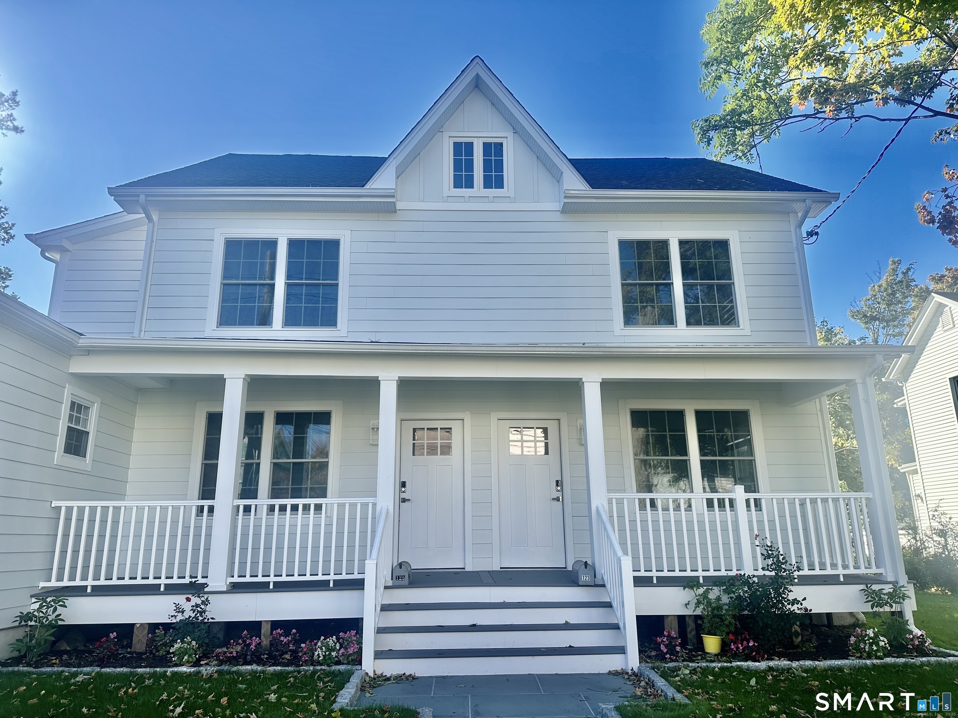 123 East Avenue, New Canaan
