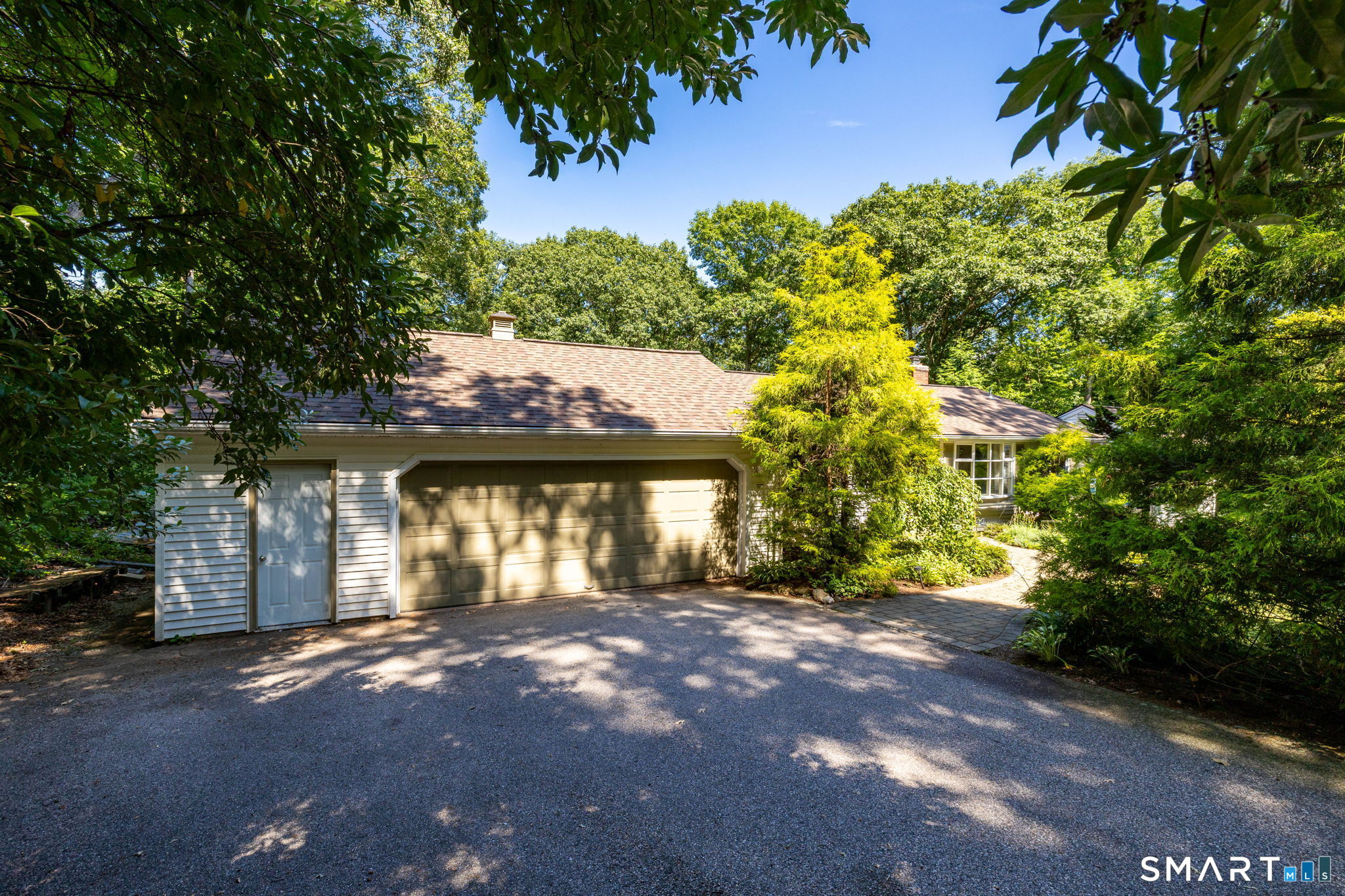 101 South Road photo 3