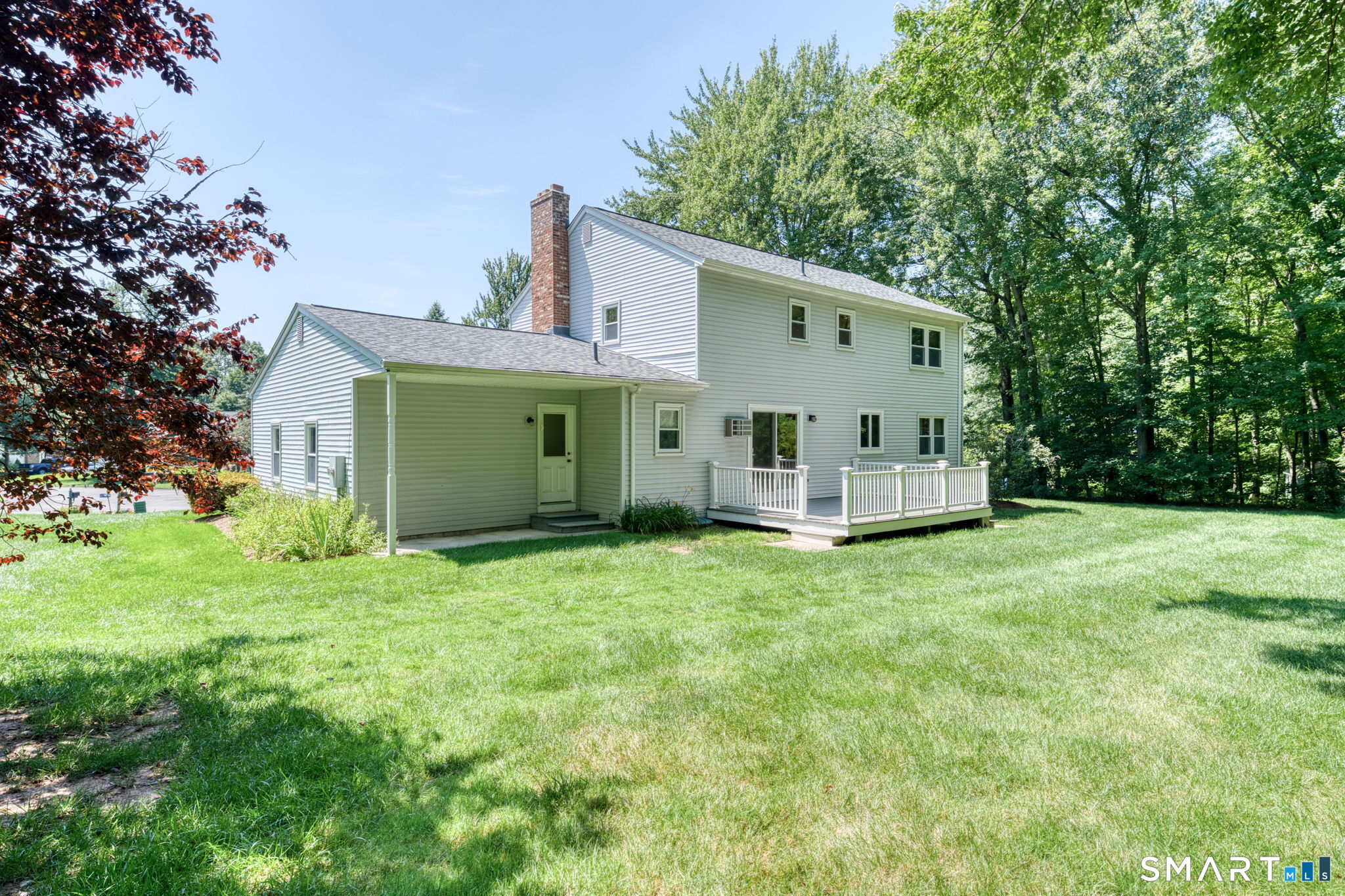 170 Garnet Lane photo 3