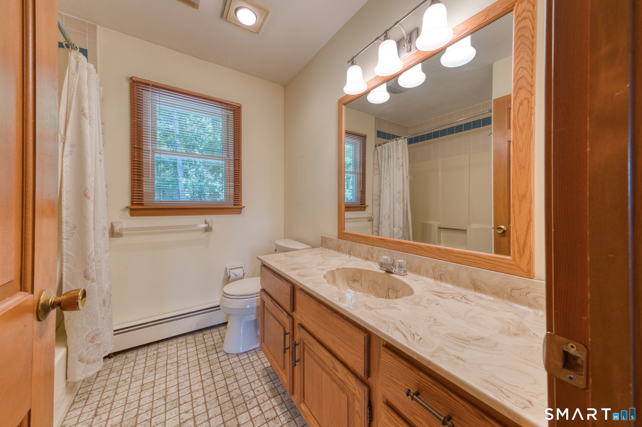 170 Garnet Lane photo 18