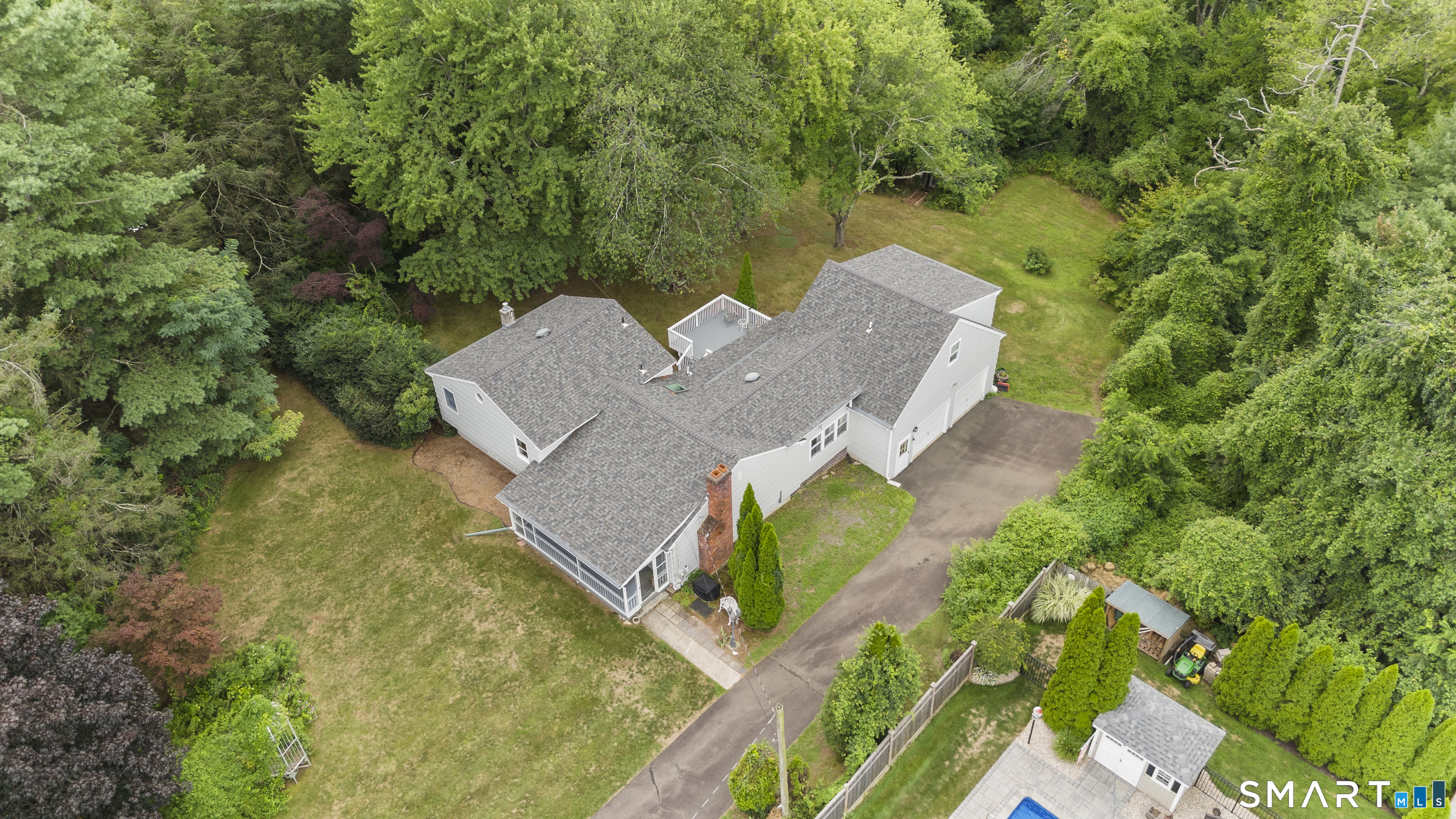 1 Sachem Drive photo 33