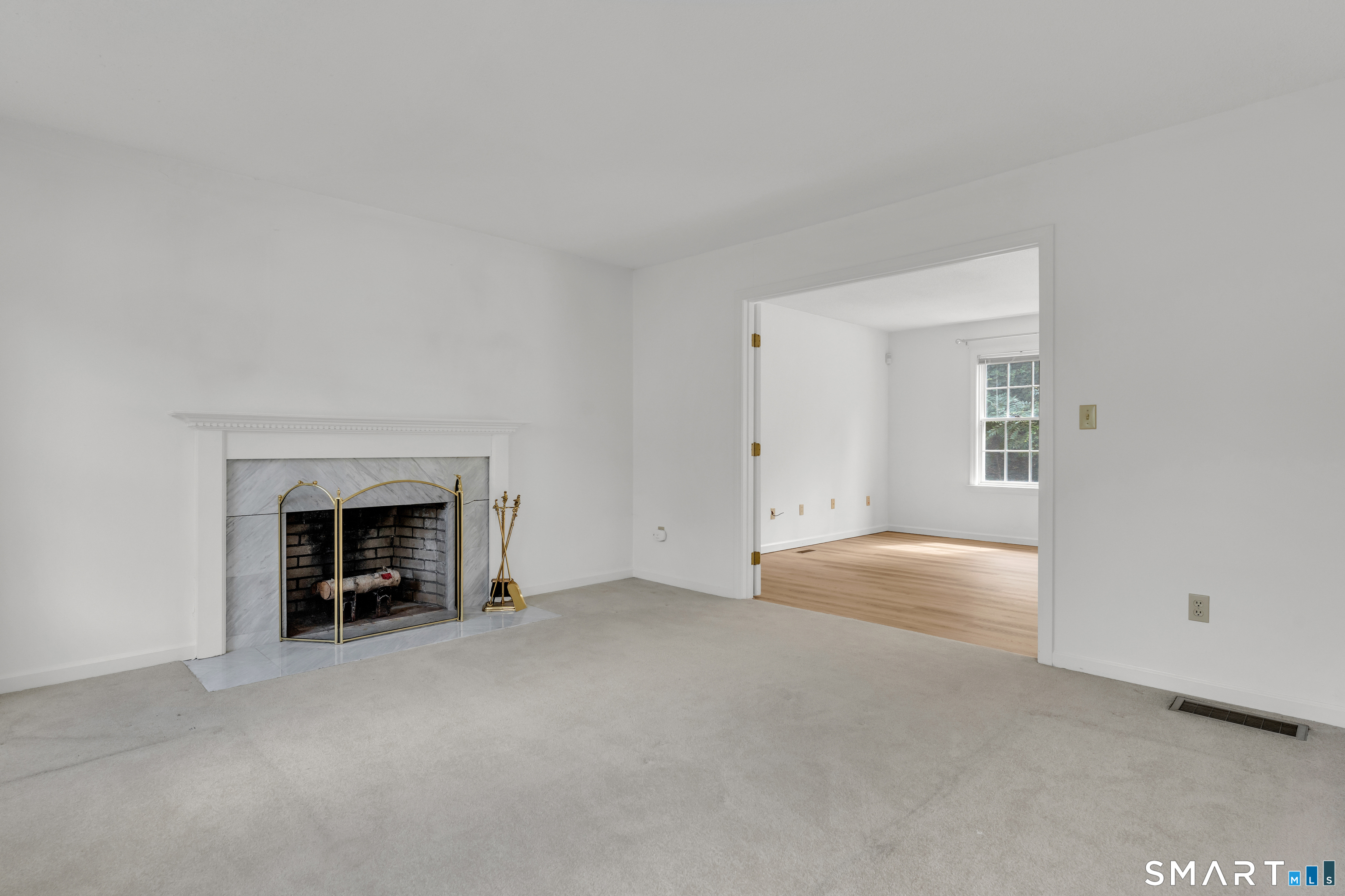 49 Melissa Drive photo 8
