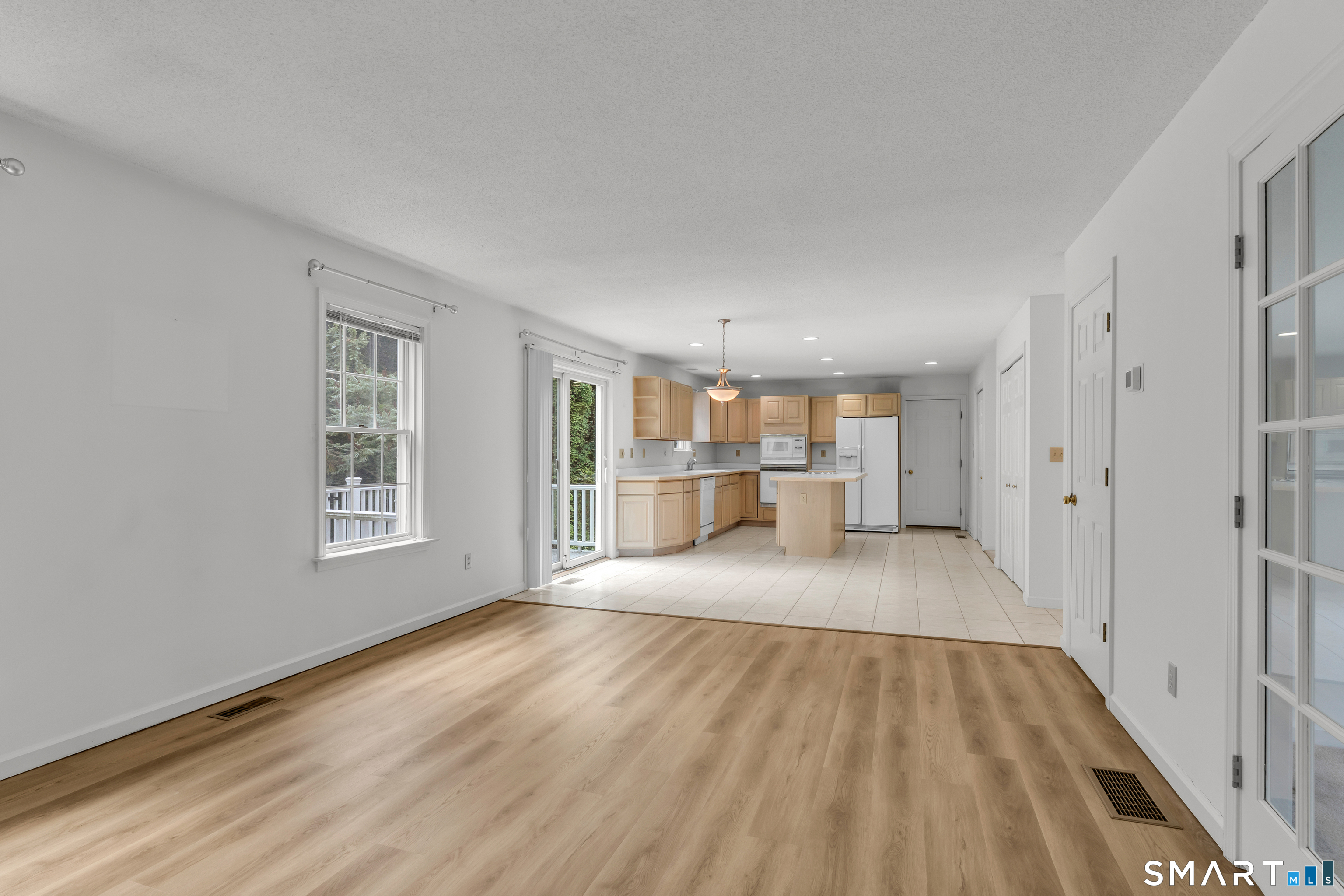 49 Melissa Drive photo 10