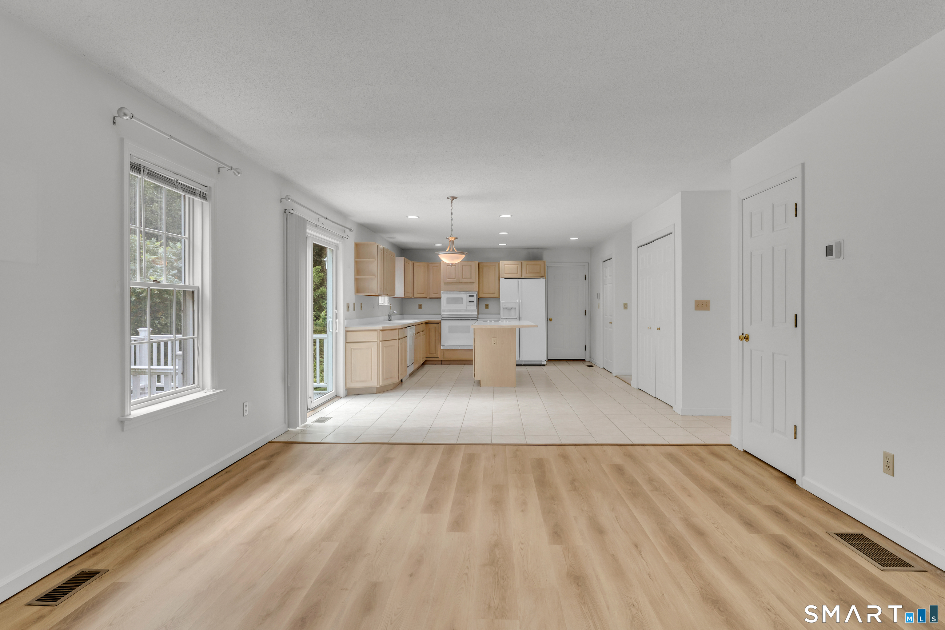 49 Melissa Drive photo 11