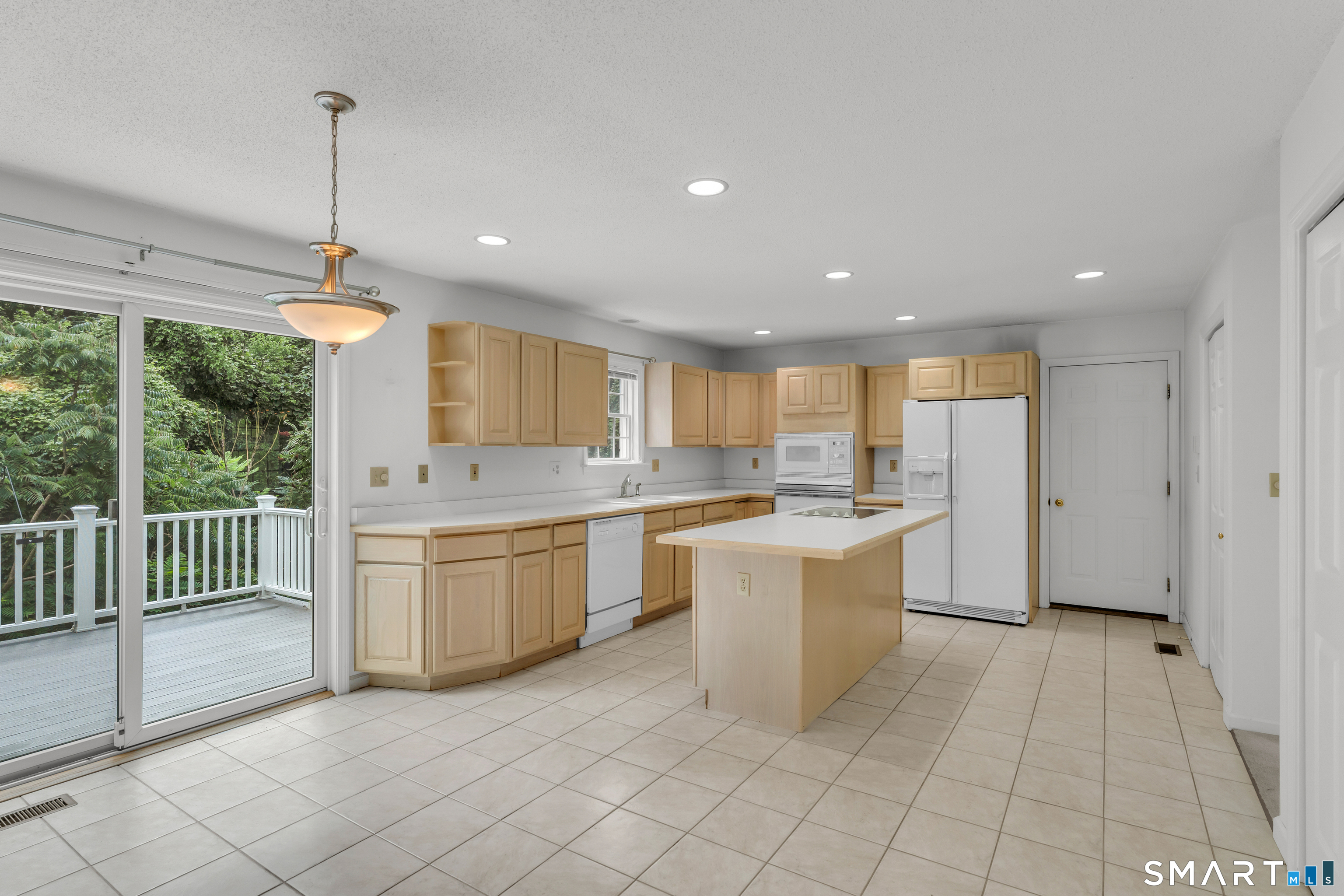 49 Melissa Drive photo 13