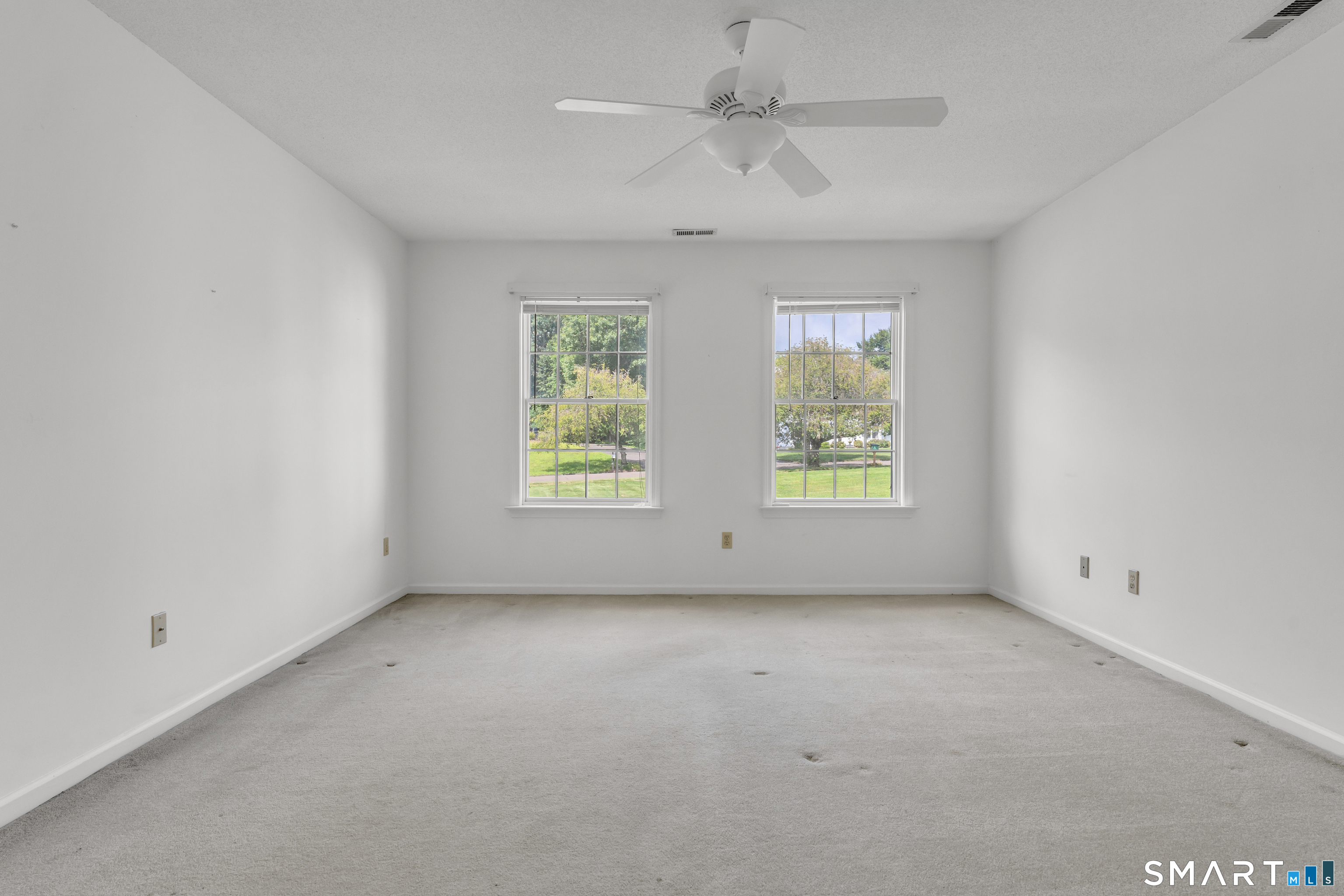 49 Melissa Drive photo 24