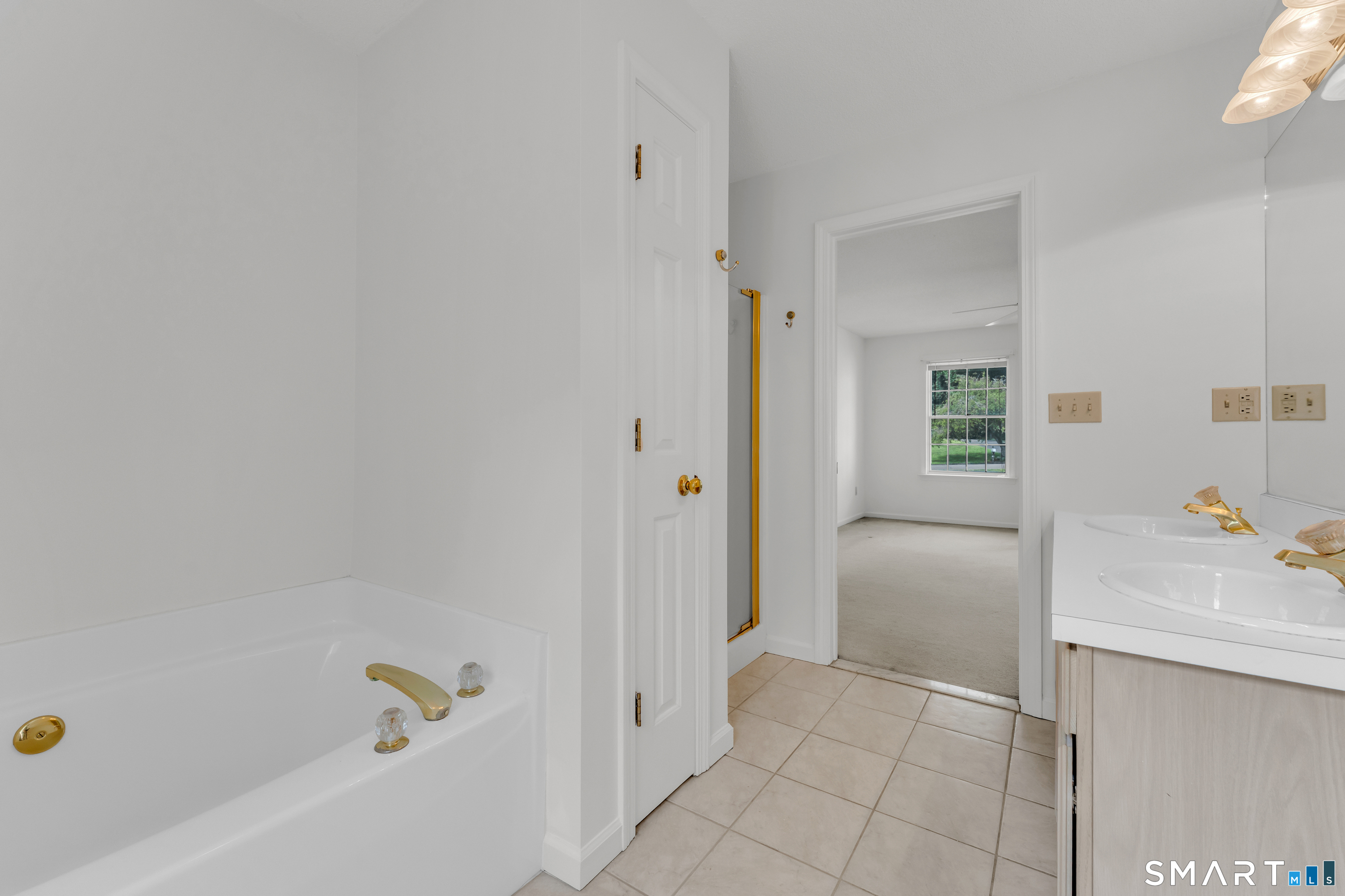 49 Melissa Drive photo 28
