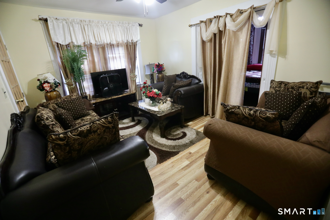 112 Anson Street photo 7