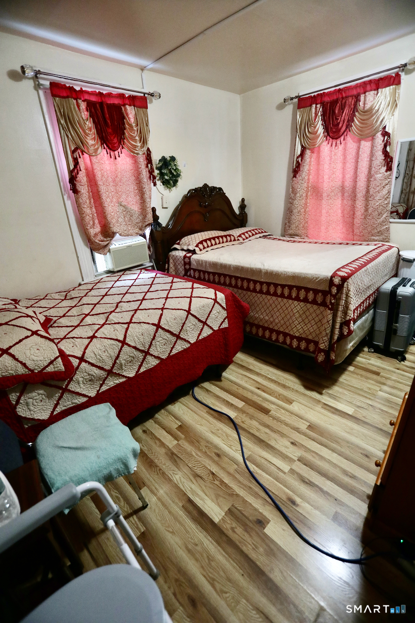 112 Anson Street photo 11