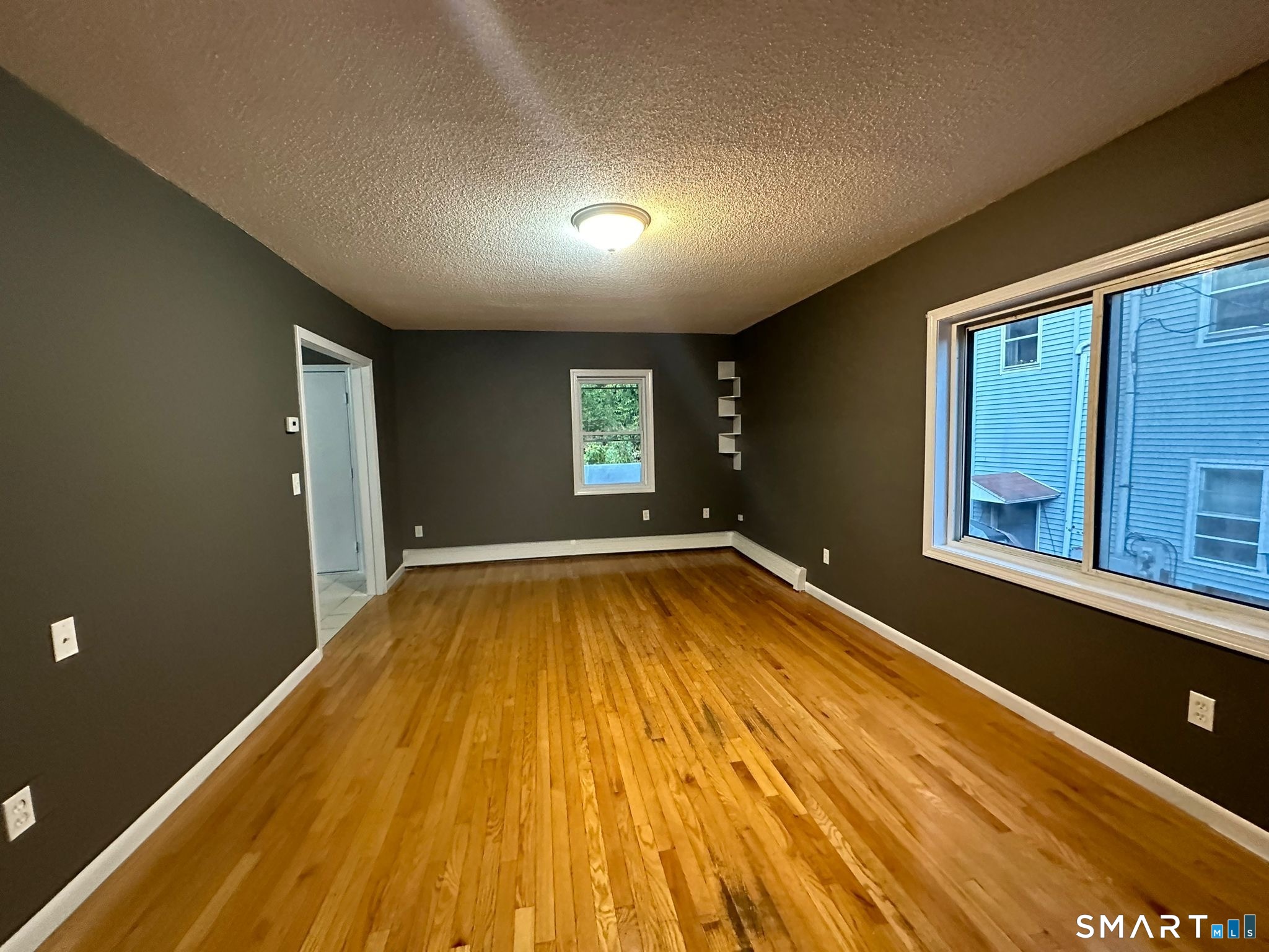 157 Rubber Avenue photo 10