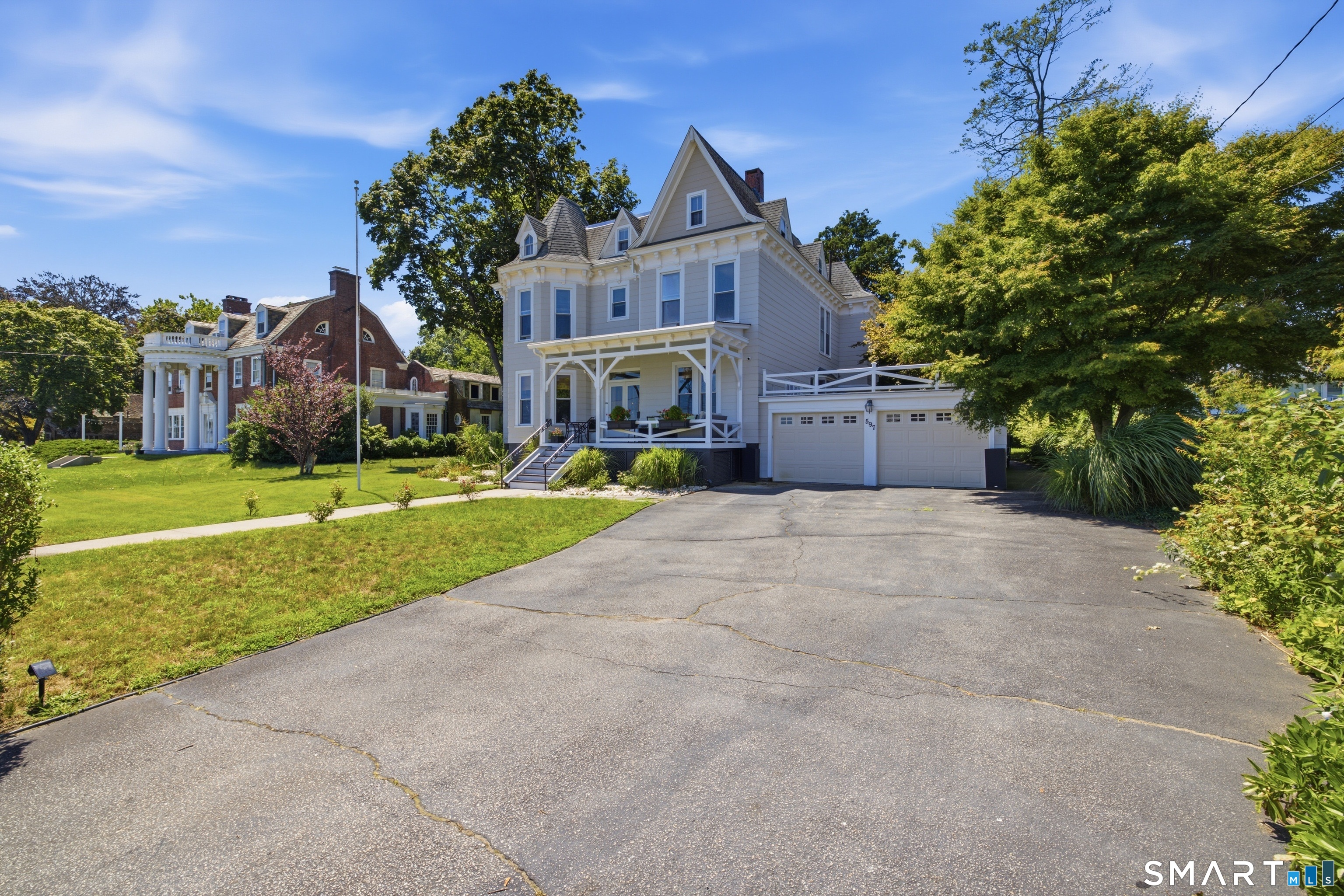 597 Pequot Avenue photo 34