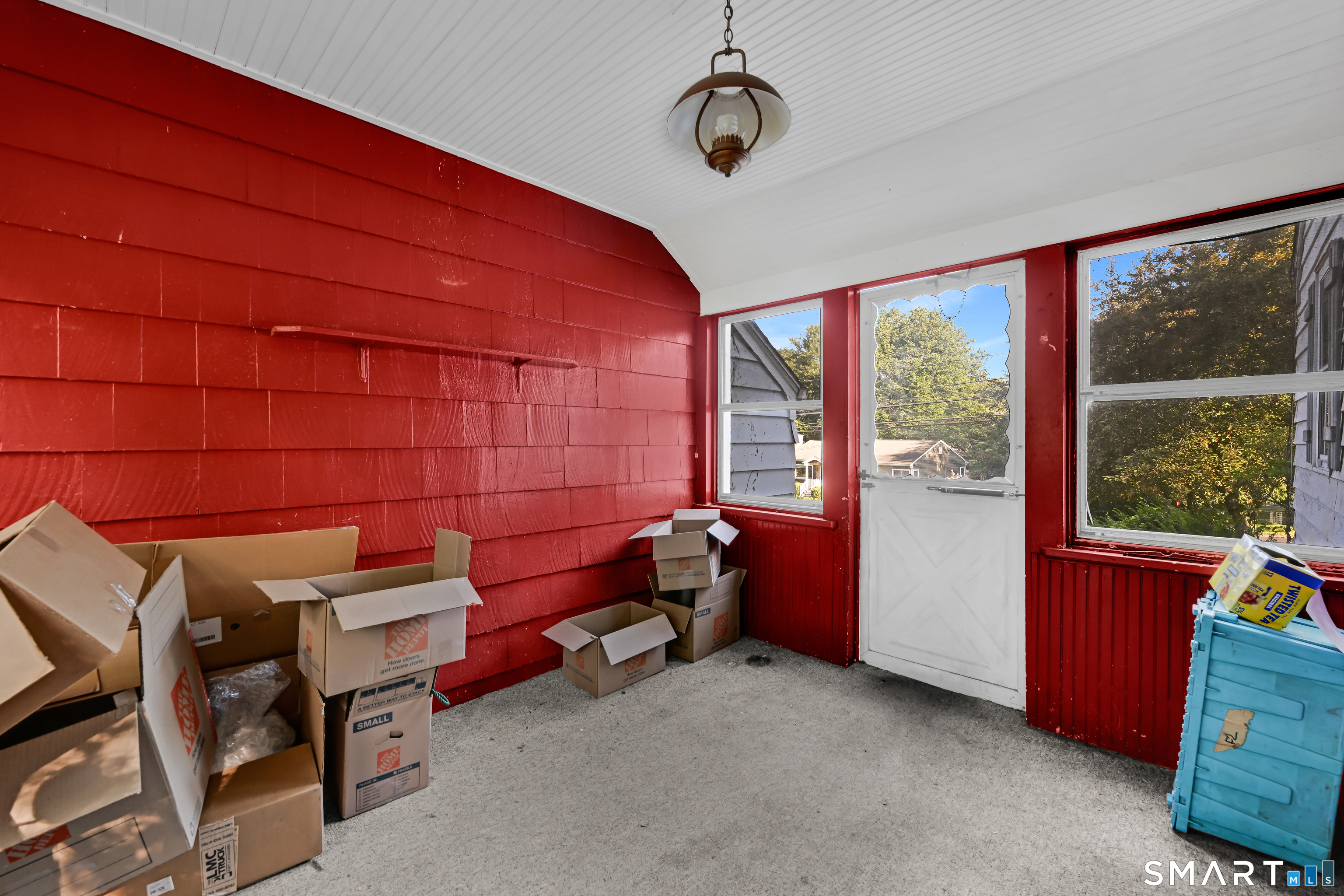 95 Lake Avenue photo 9