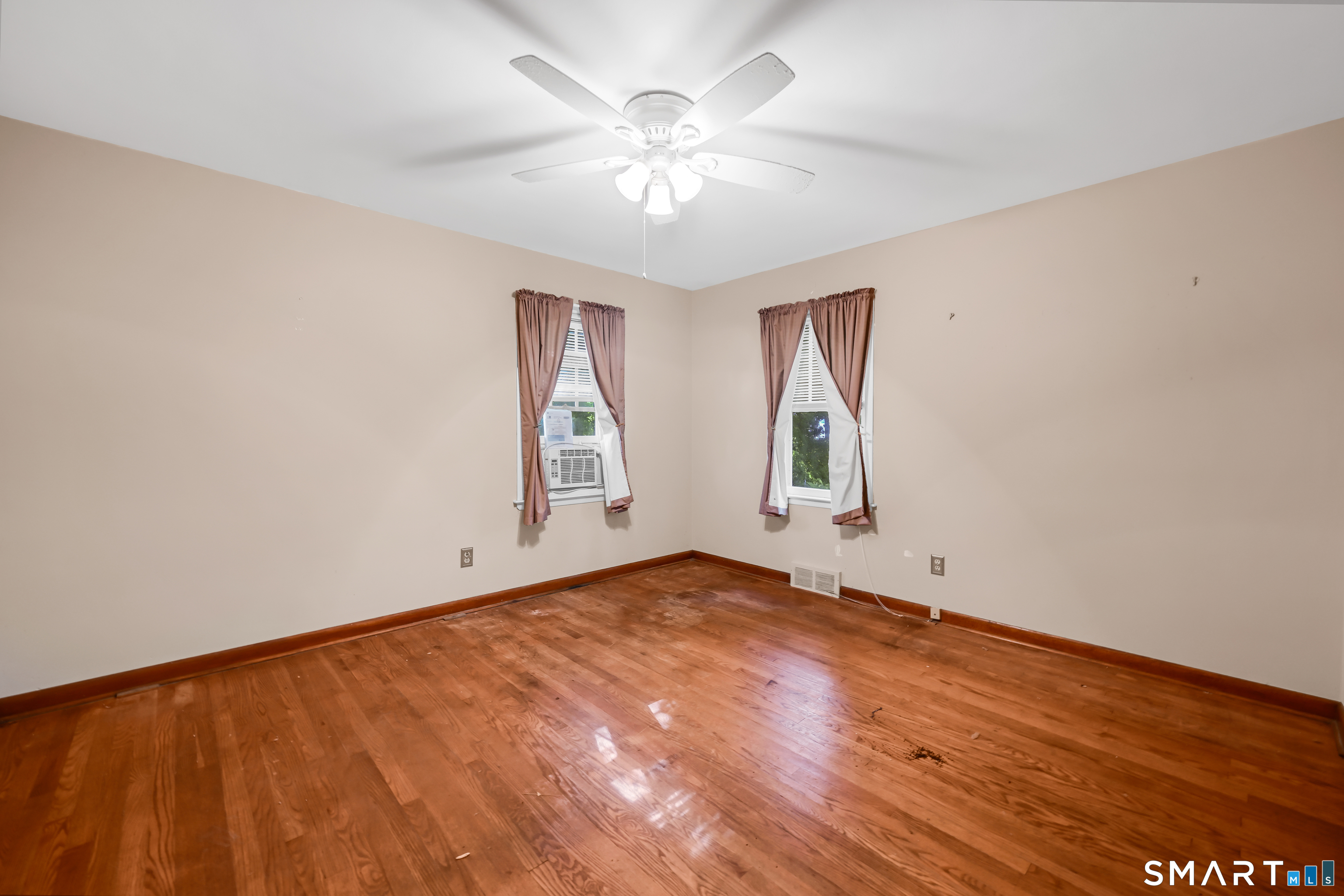 95 Lake Avenue photo 12