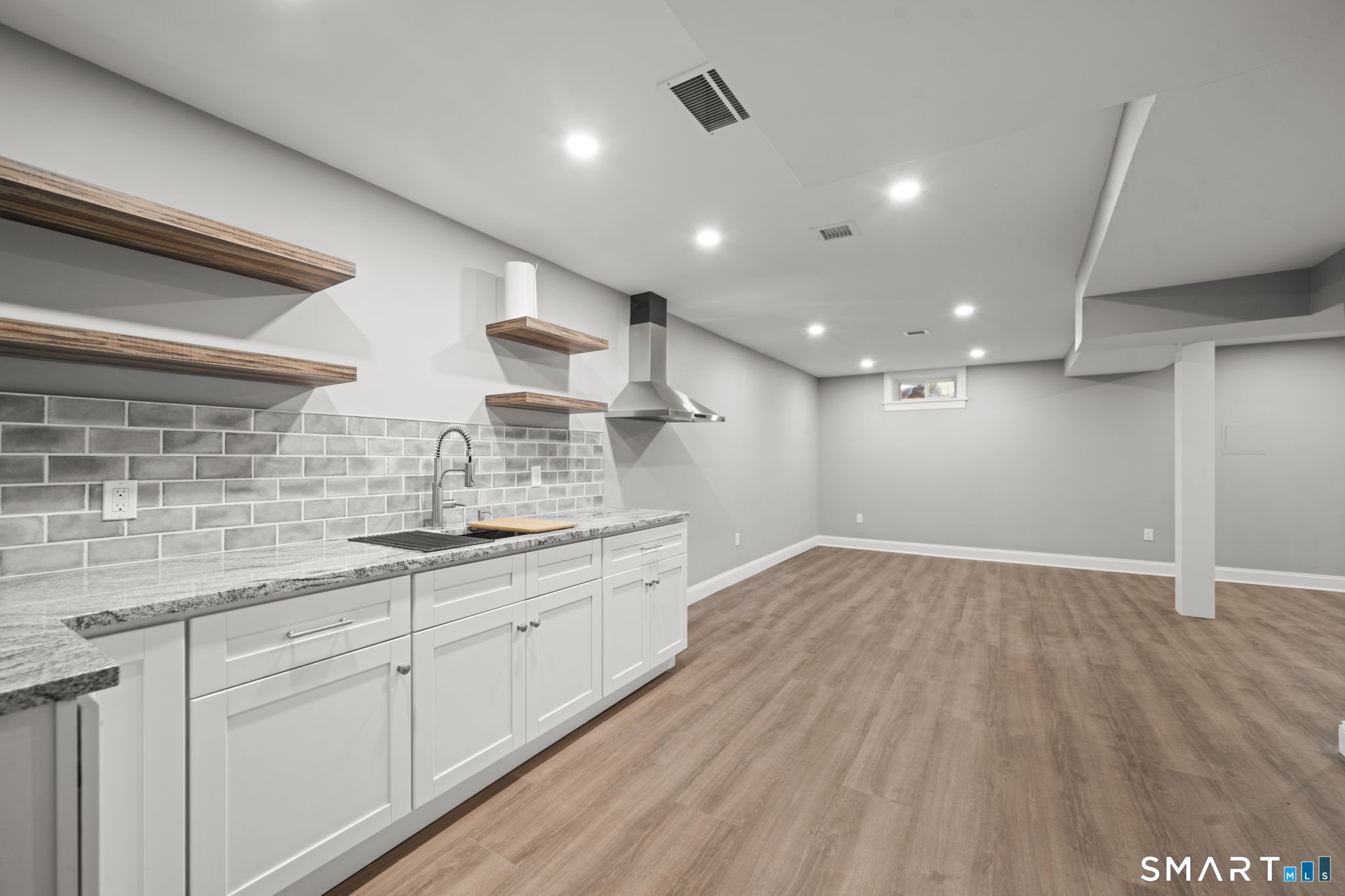 537 Bushy Hill Road photo 30
