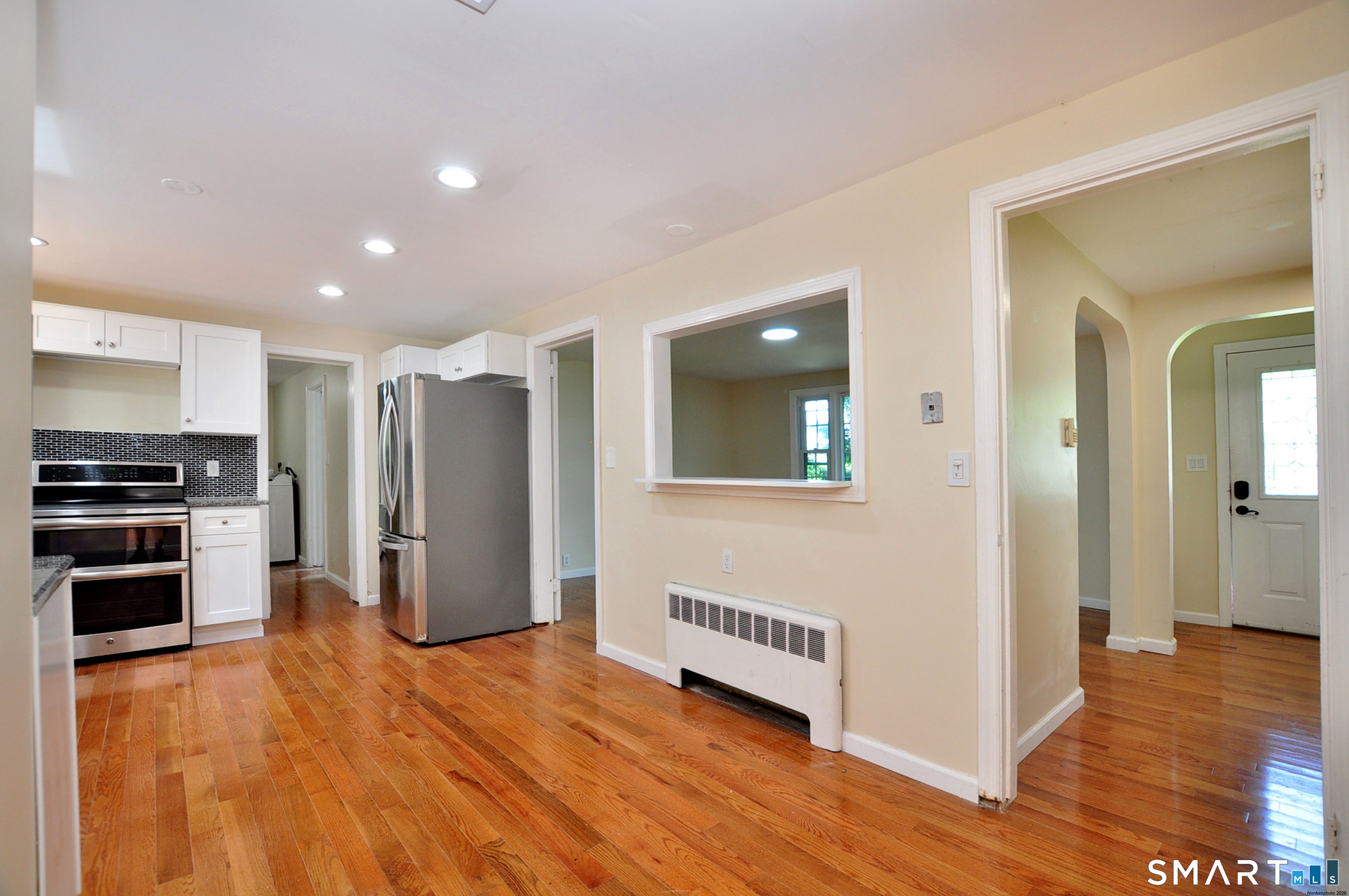 12 Jerome Avenue photo 12