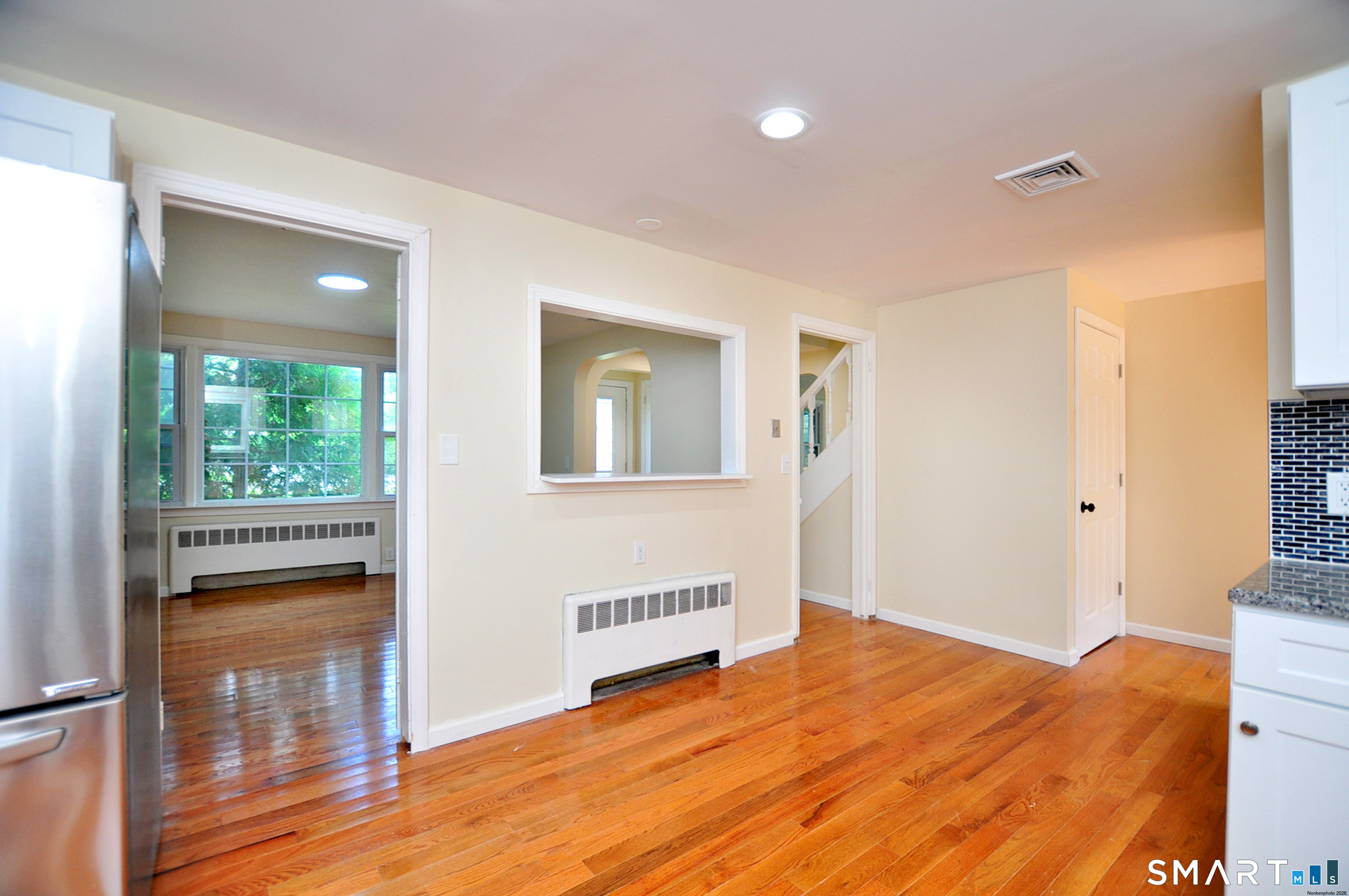 12 Jerome Avenue photo 16