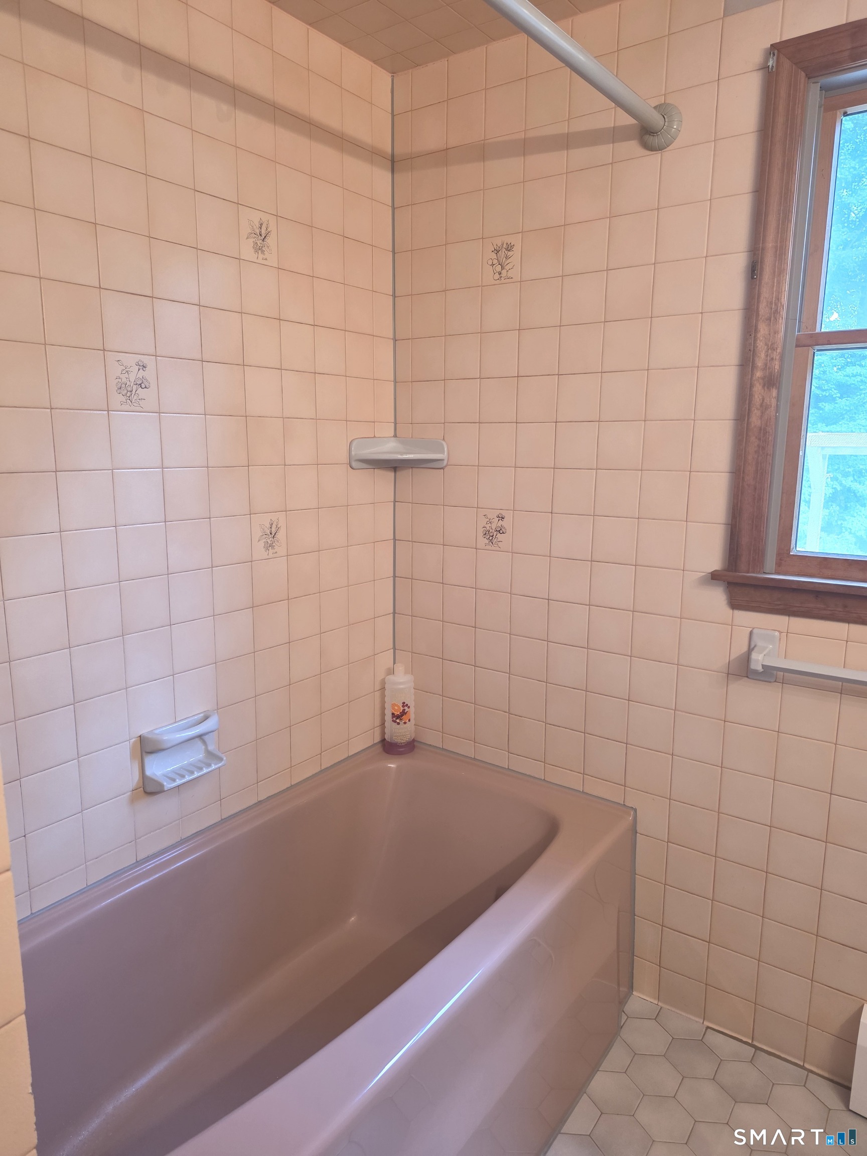 109 South Road photo 9