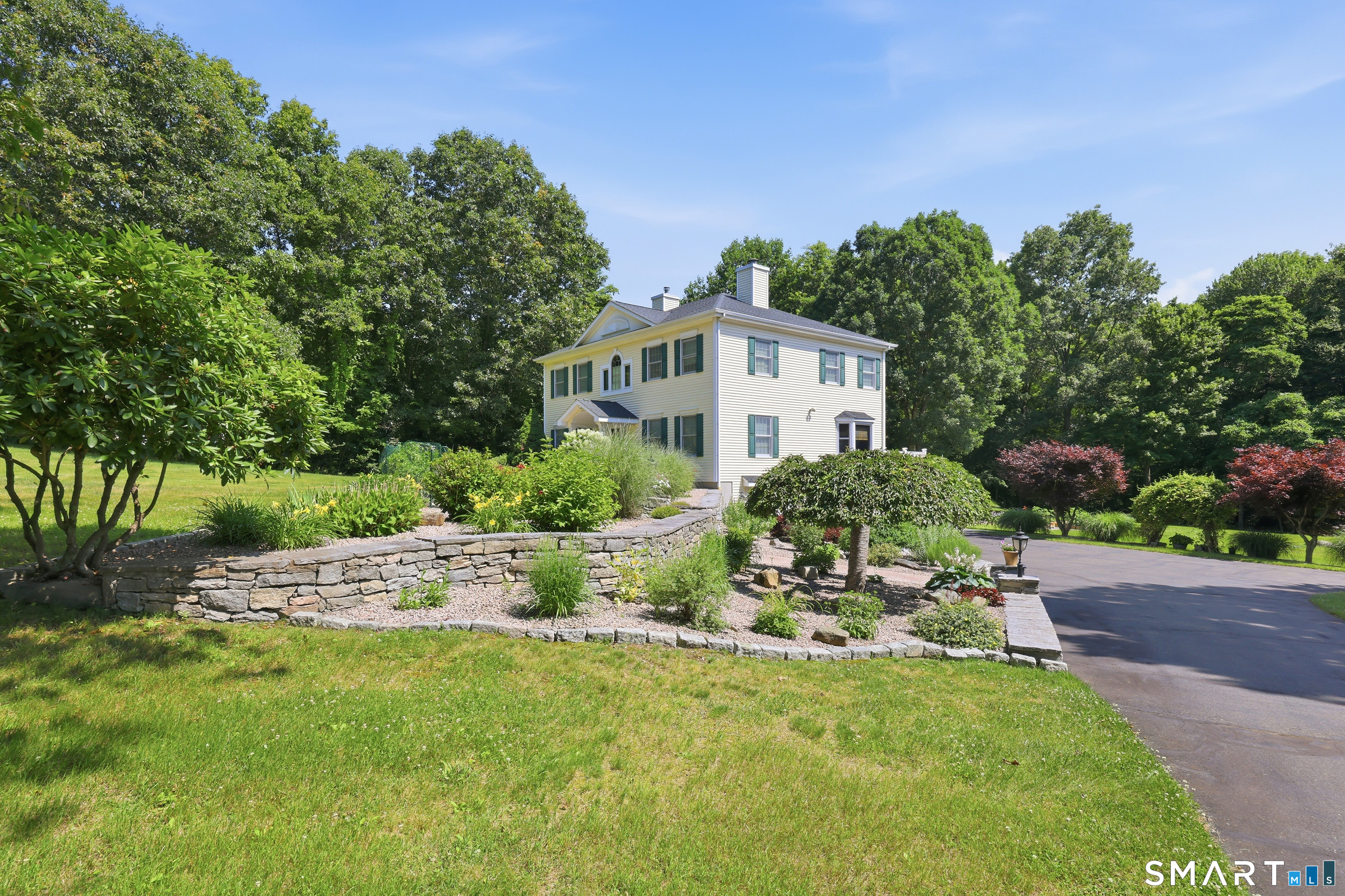 600 Foot Hills Road photo 37