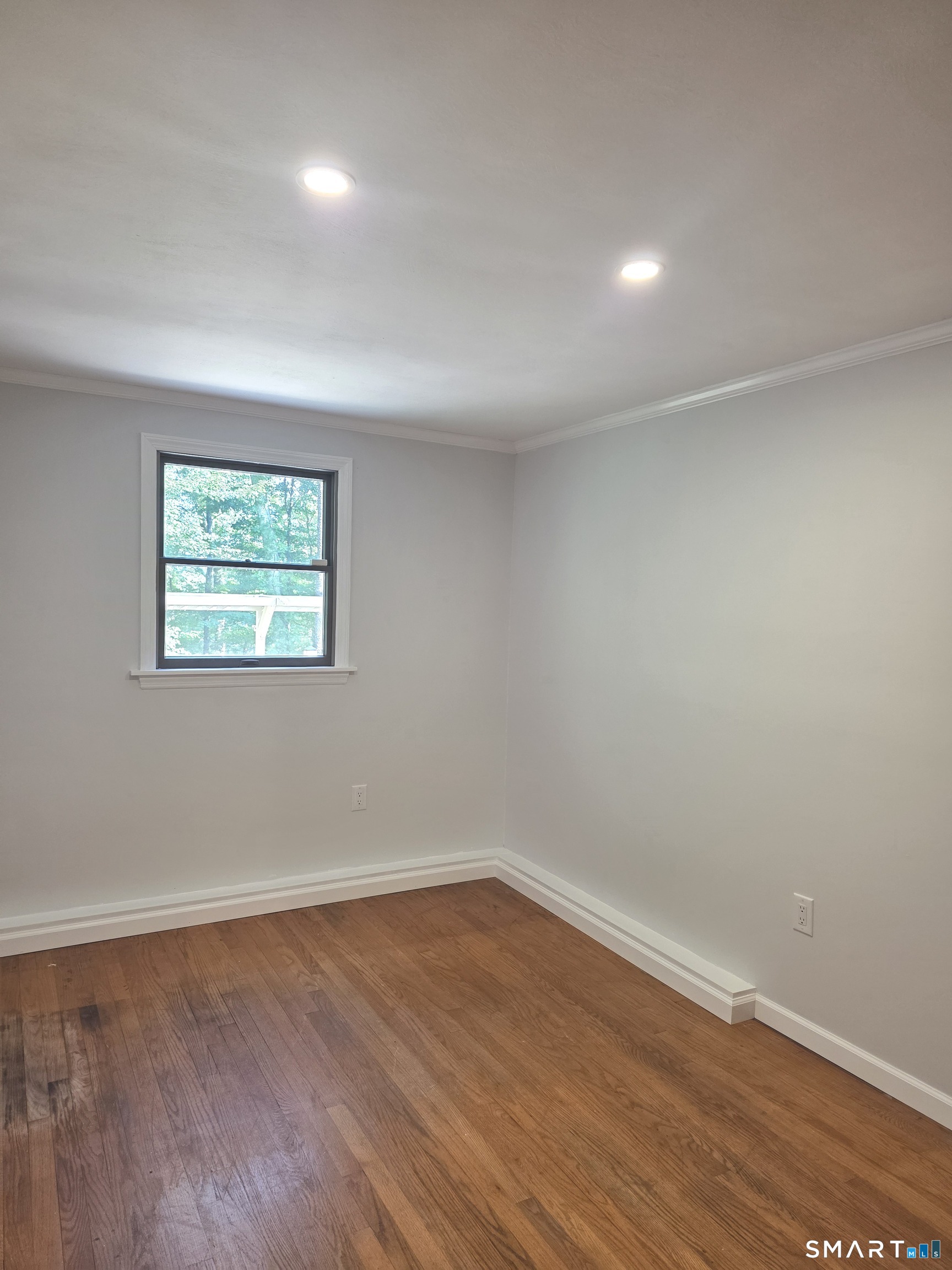 109 South Road photo 14