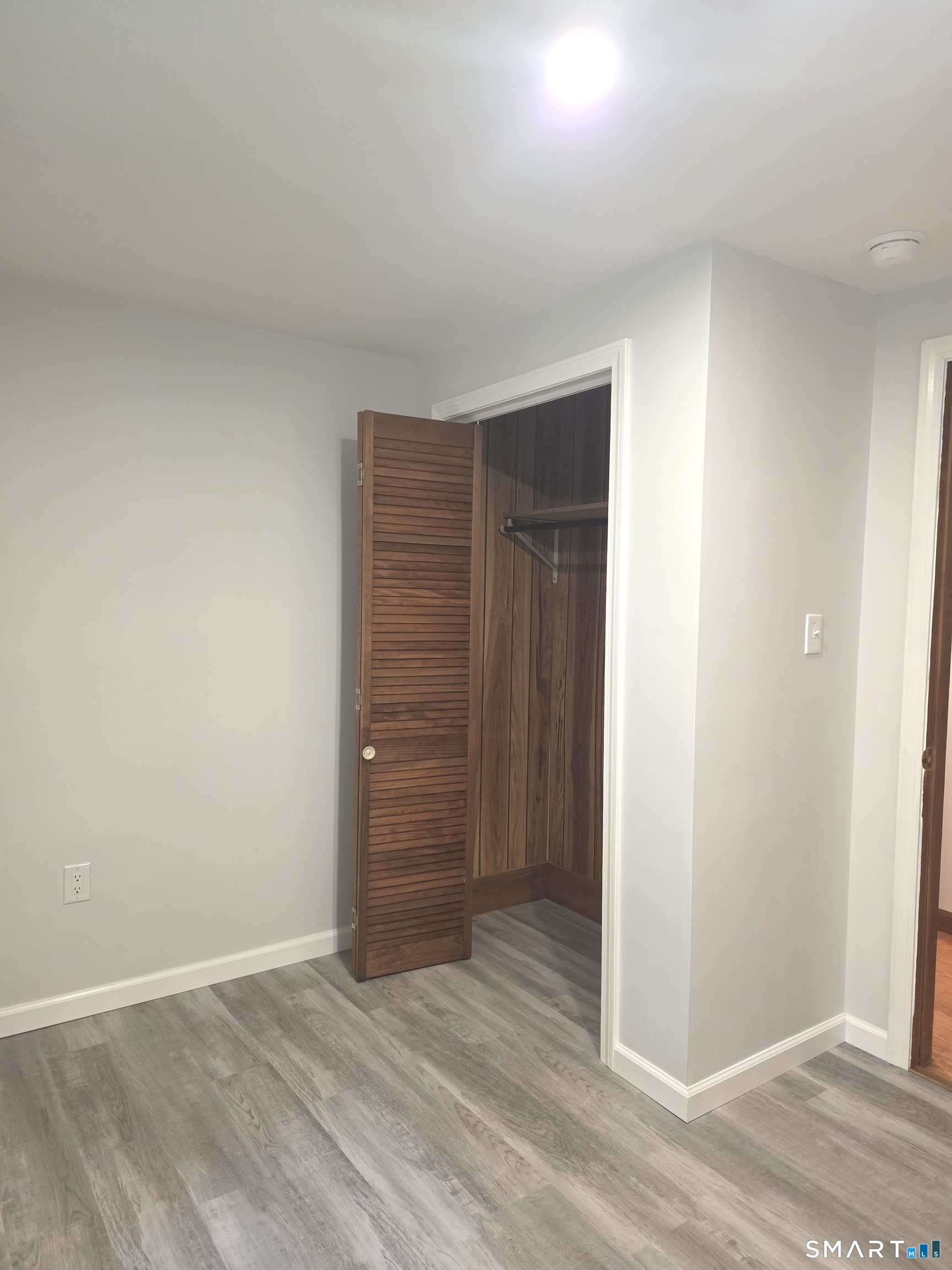 109 South Road photo 16