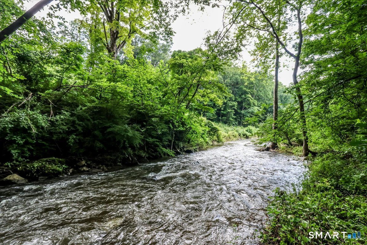 36 Paper Mill Road photo 20